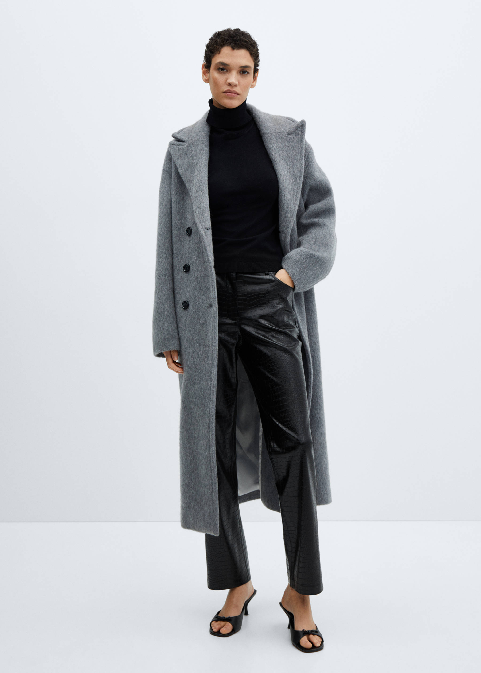 Pantalón recto efecto animal print - Plano general