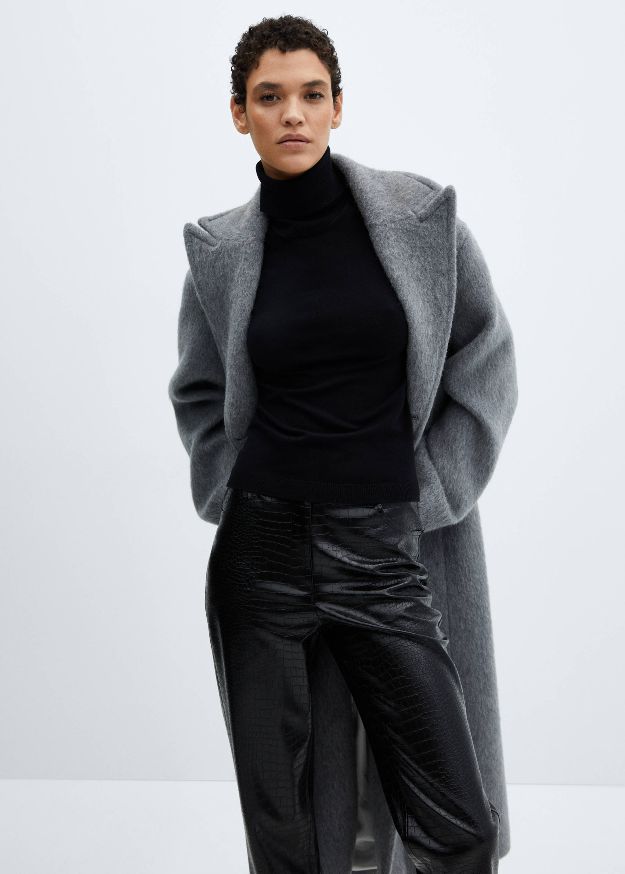 Pantalón recto efecto animal print - Detalle del artículo 1