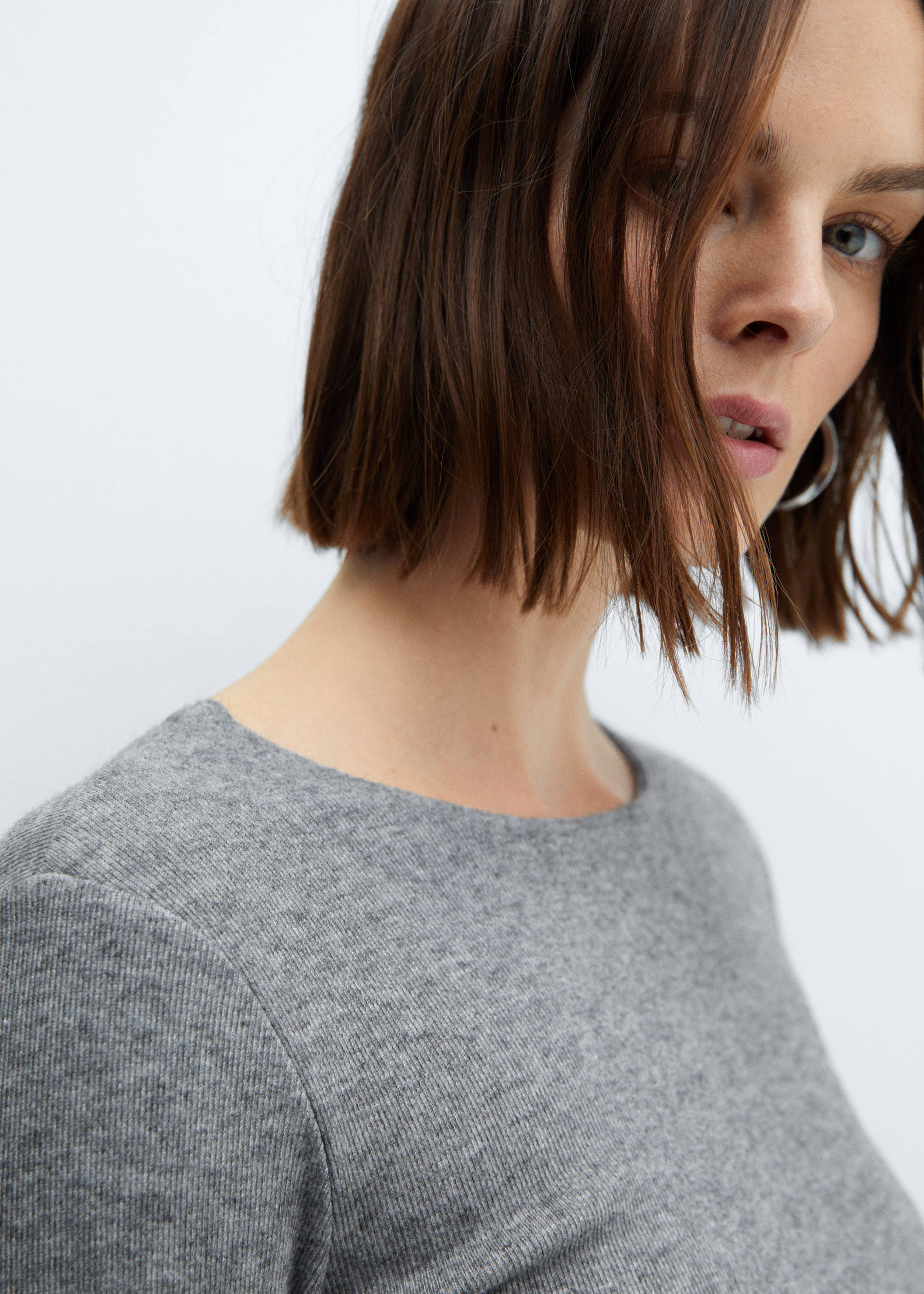 Sukienka z drapowaniem - Szczegóły artykułu 1