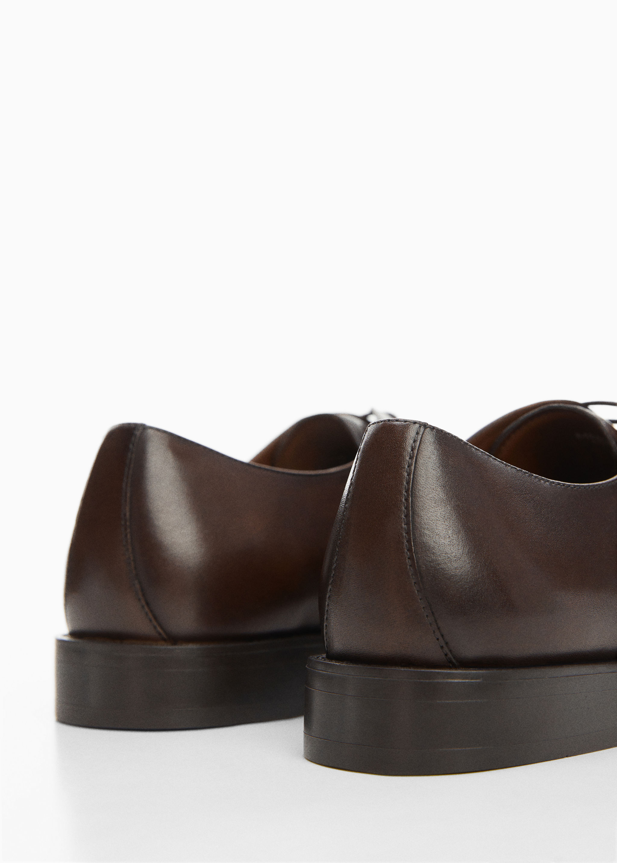 Chaussures costume simili-cuir forme allongée - Détail de l'article 2