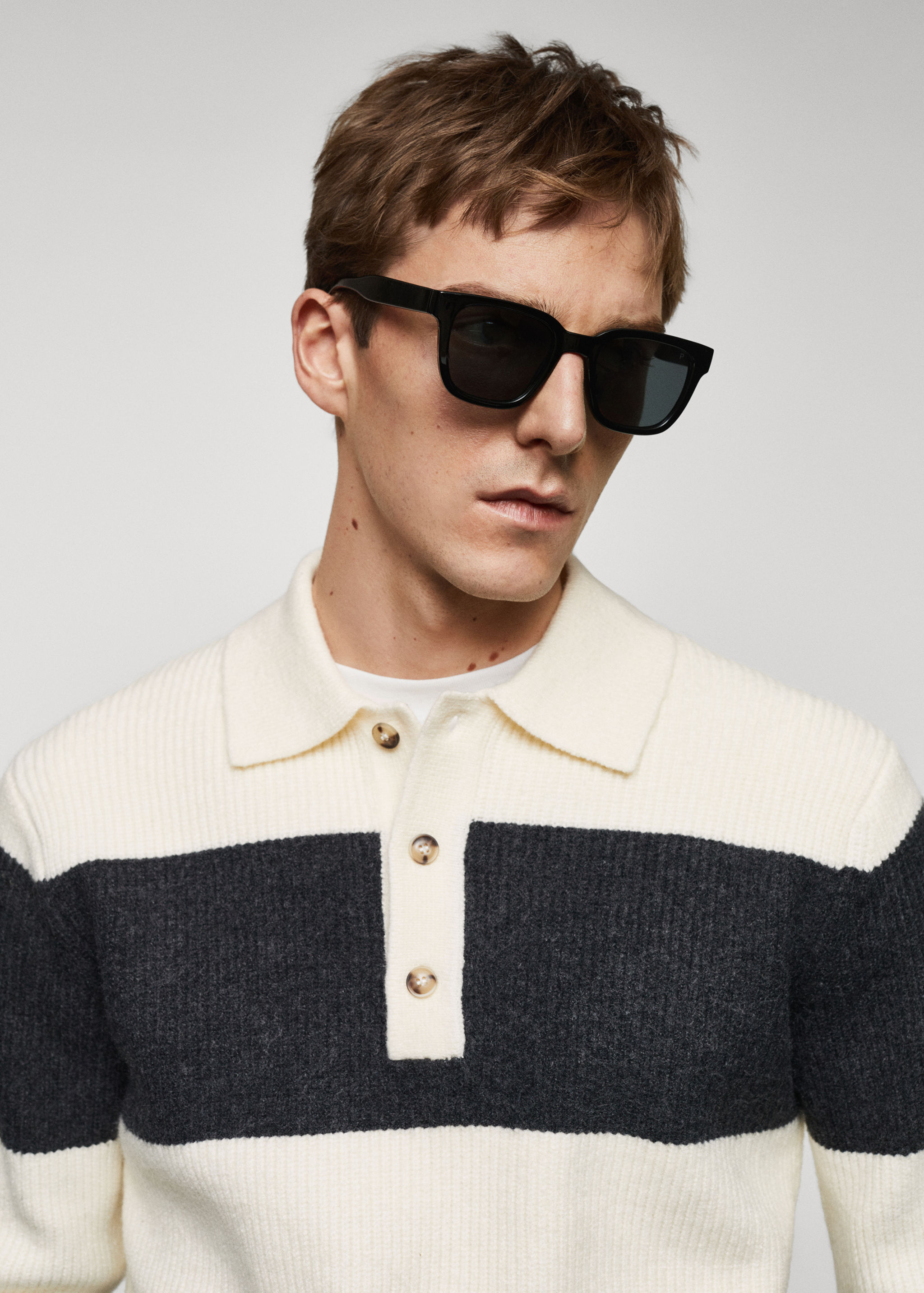 Gestreiftes Poloshirt mit Rippmuster - Detail des Artikels 1