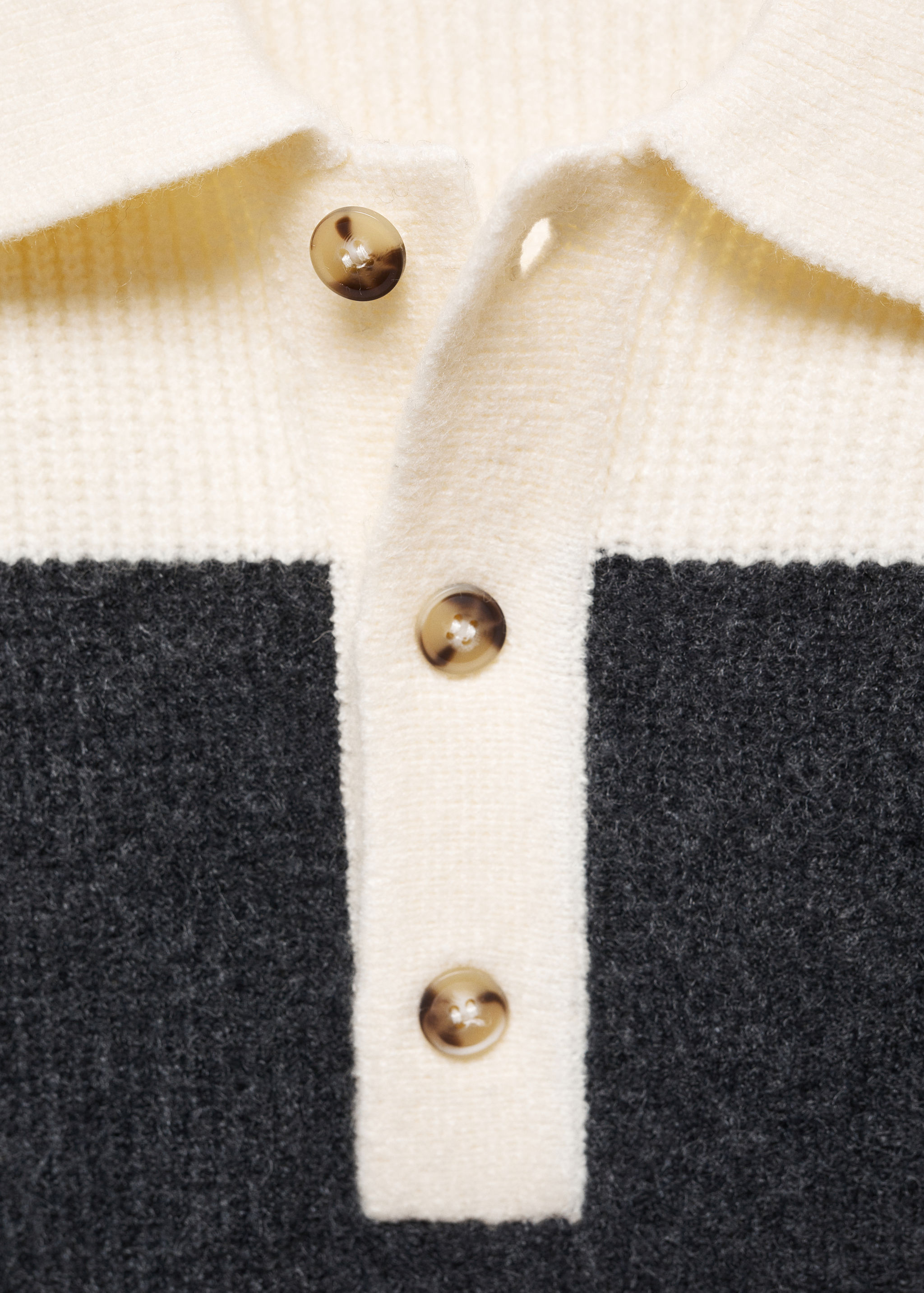 Gestreiftes Poloshirt mit Rippmuster - Detail des Artikels 8