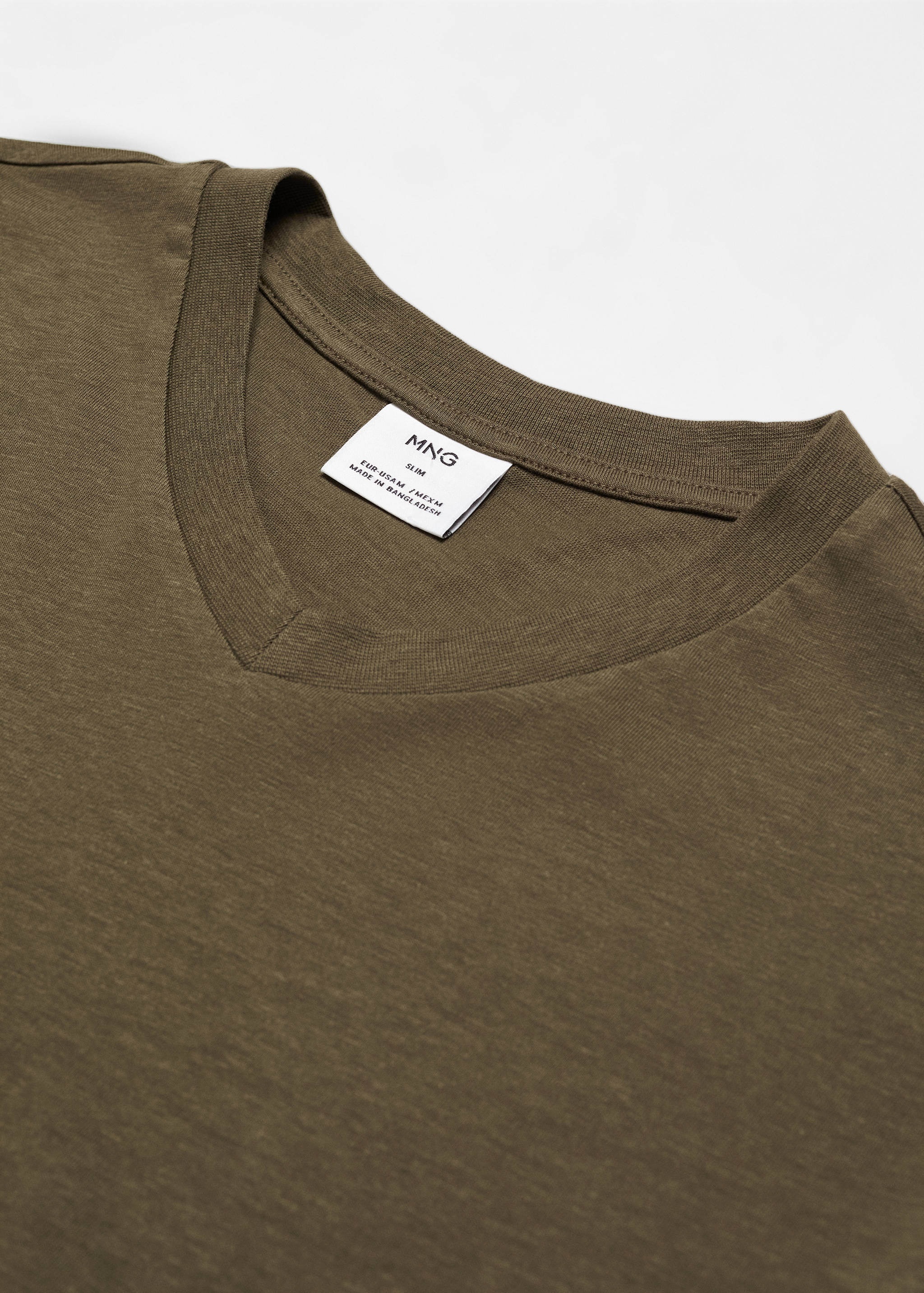 Camiseta básica algodón cuello pico - Detalle del artículo 8