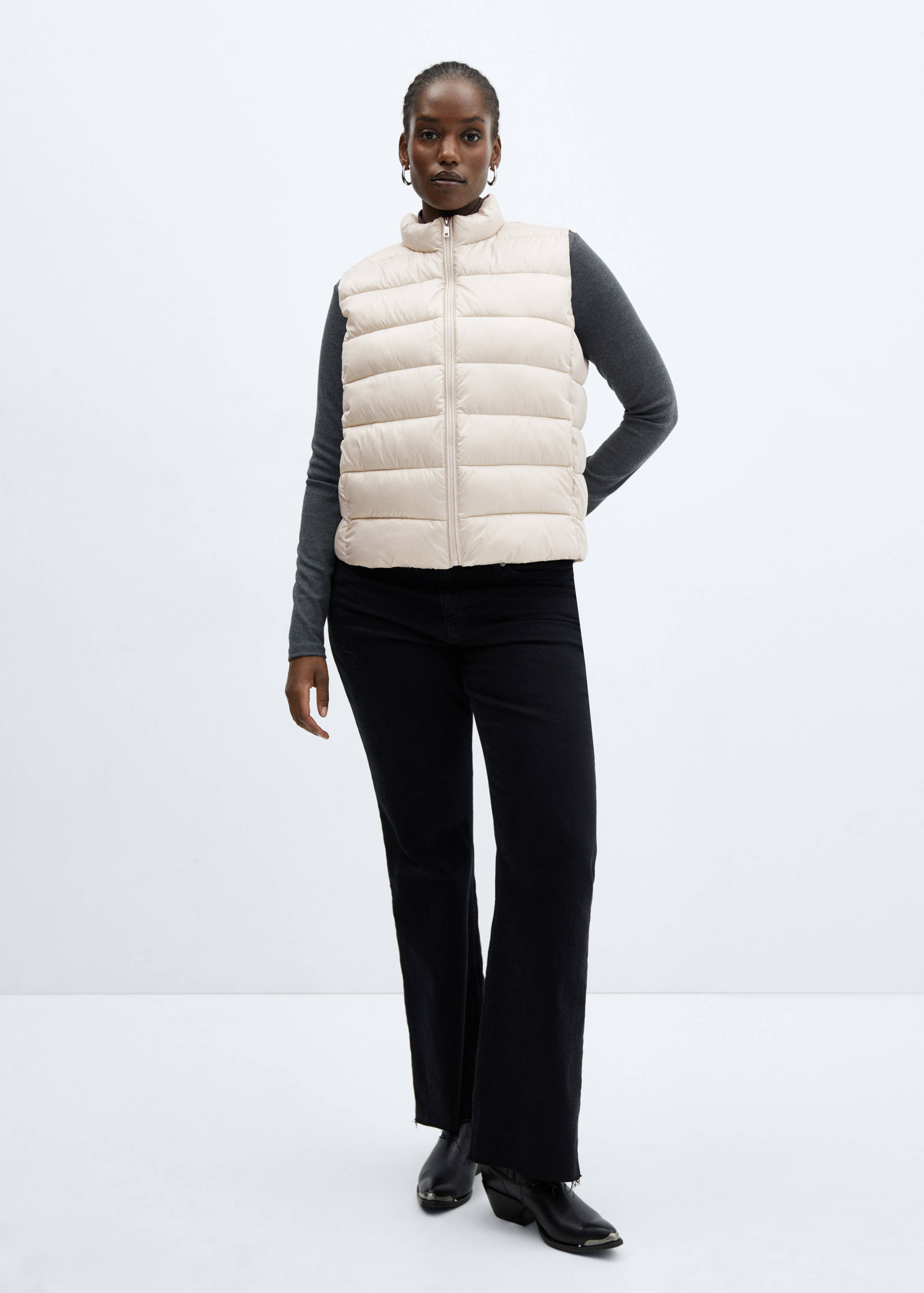 Ultra-light quilted gilet - Details of the article 3