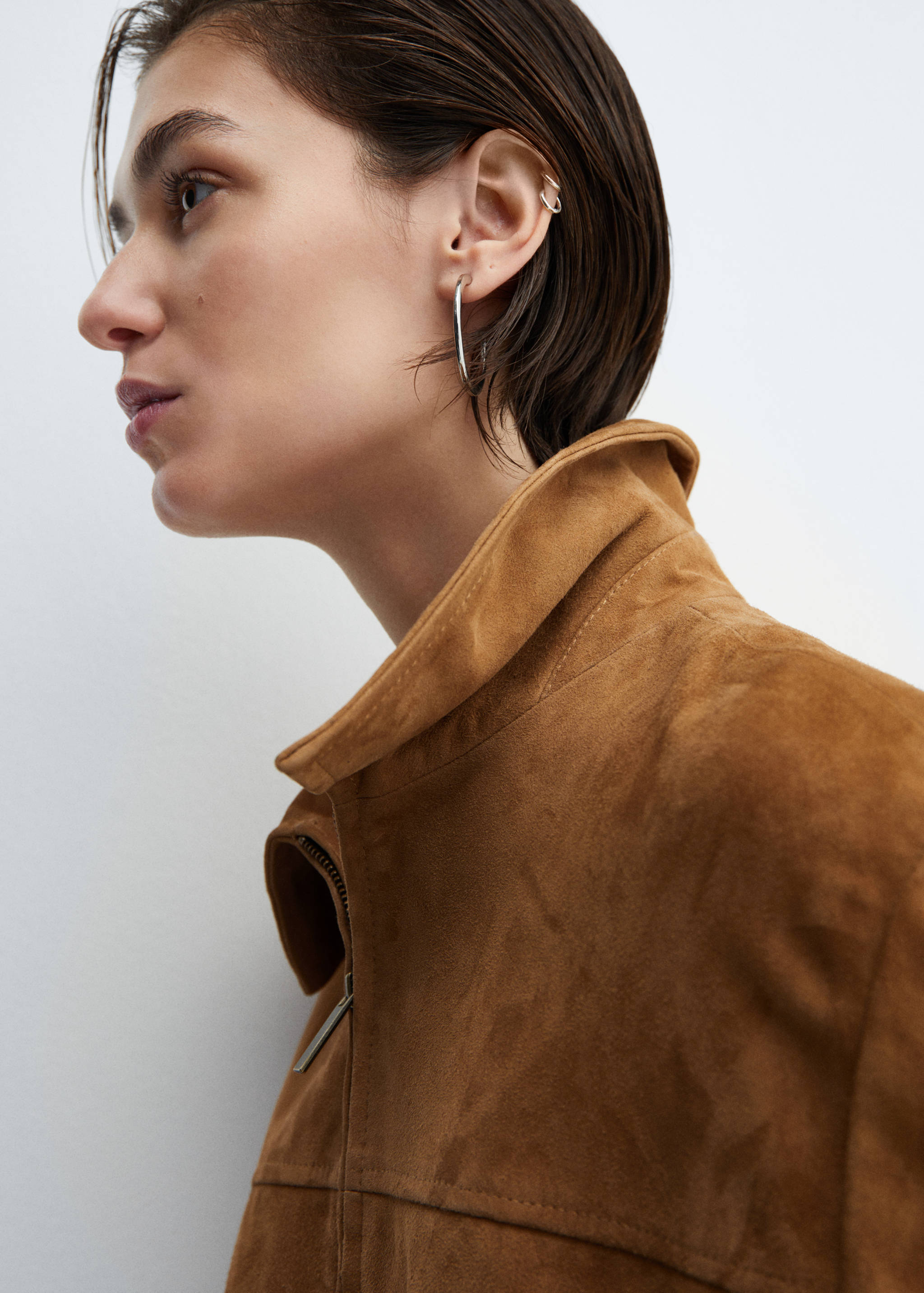 Leather bomber jacket - Details of the article 2