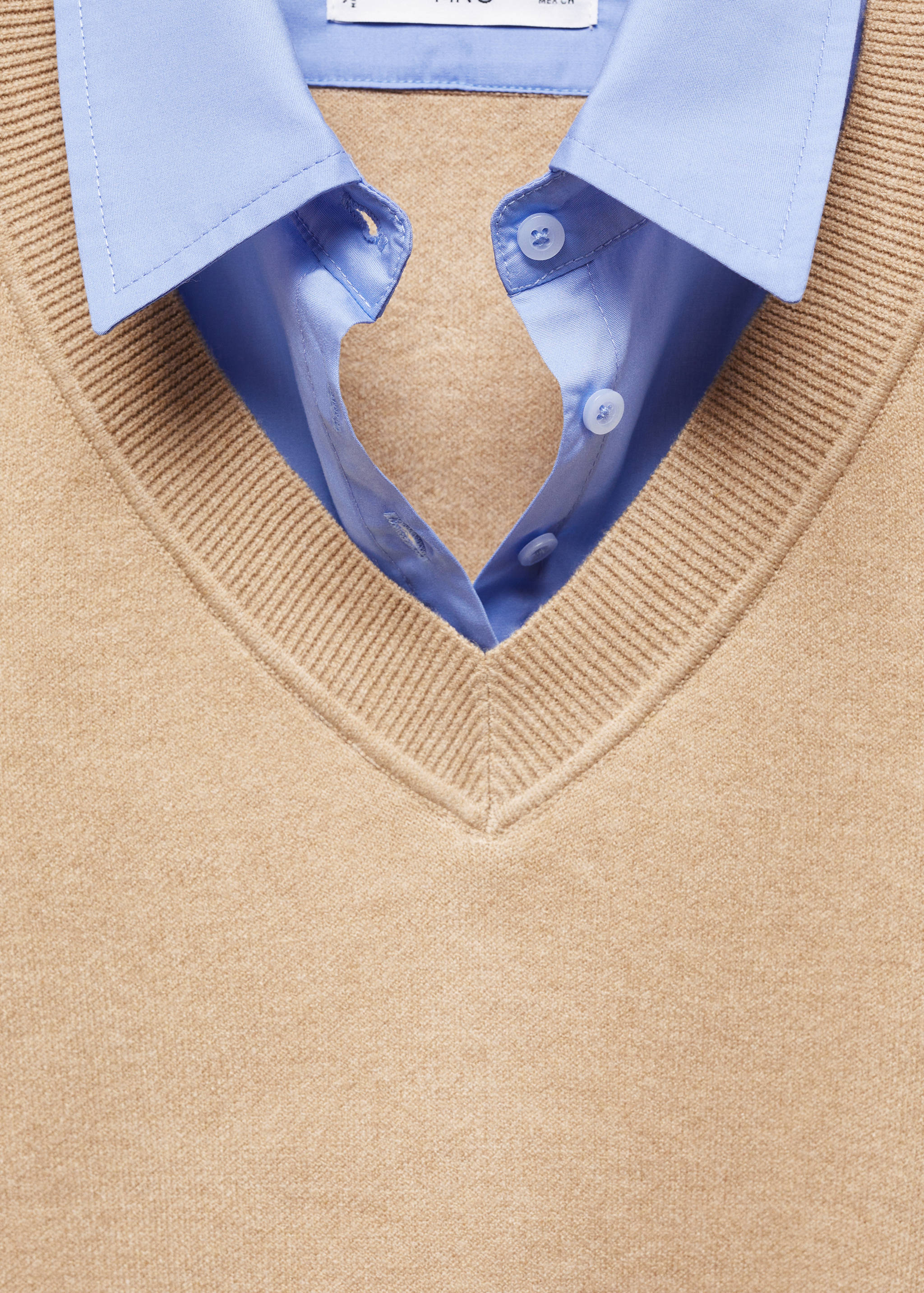 Pullover mit Hemdeinsatz - Detail des Artikels 8