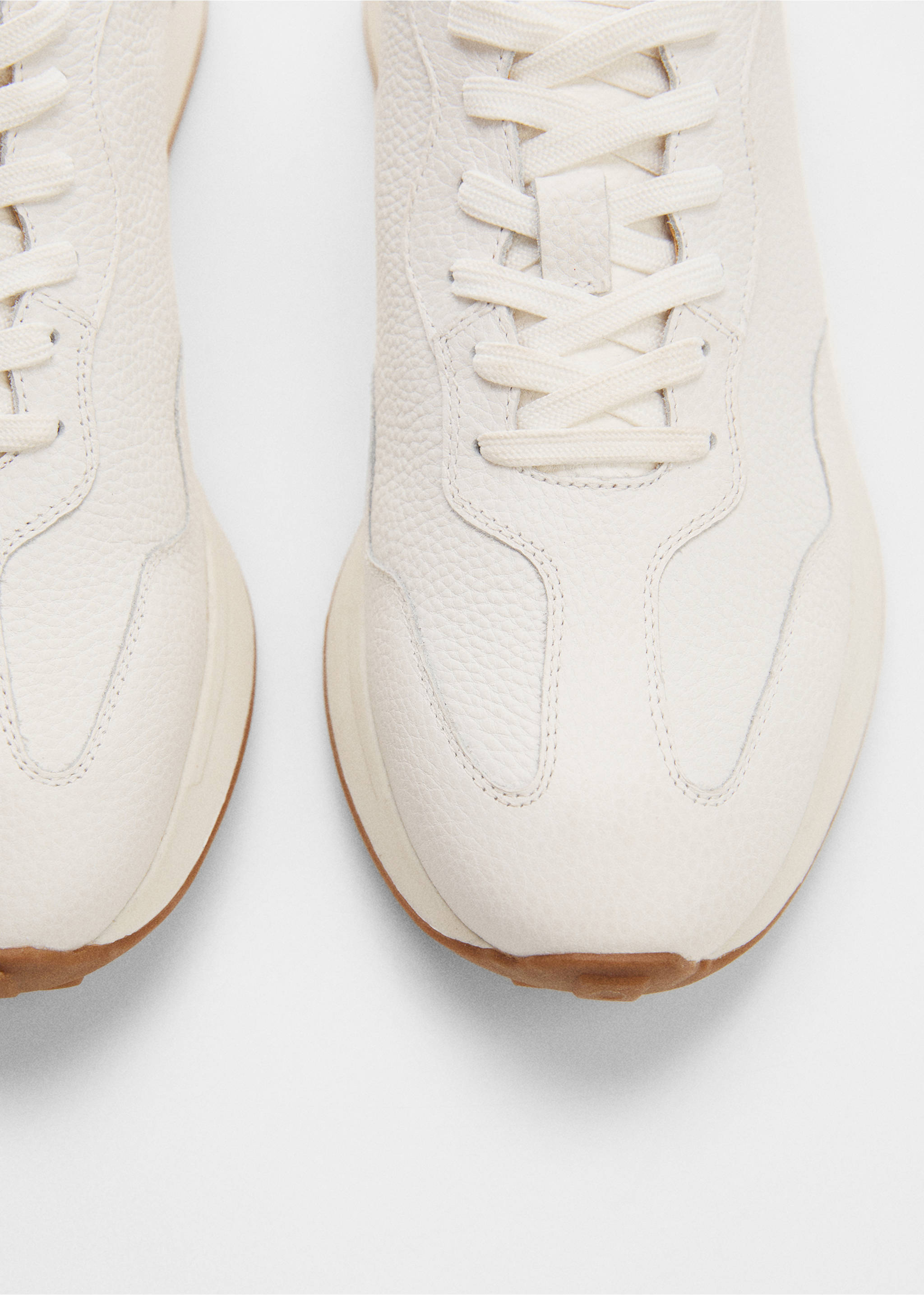 Stitched sneakers - Details of the article 2, White. Ref: 67094437-00.
