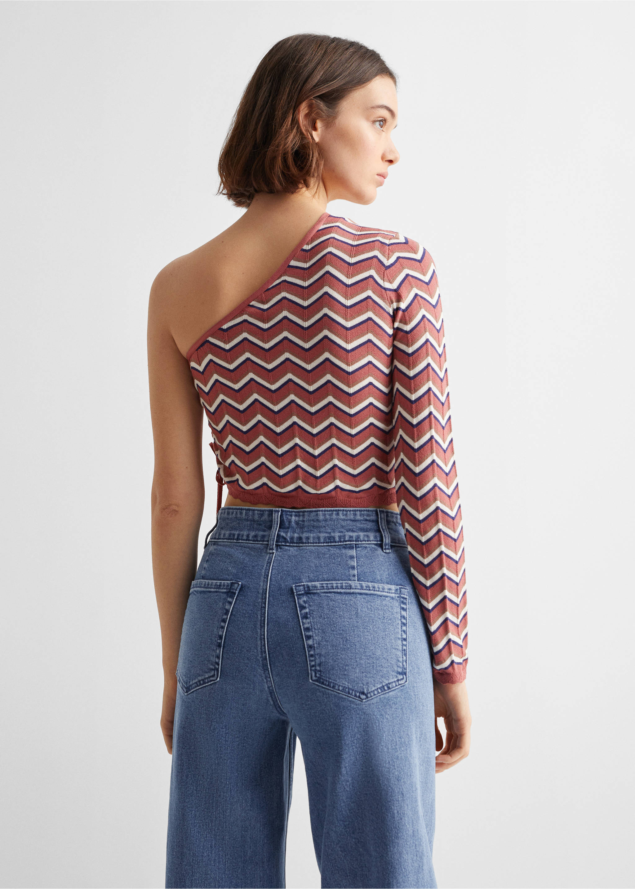 Asymmetric knit sweater - Reverse of the article, Pink. Ref: 67094439-00.