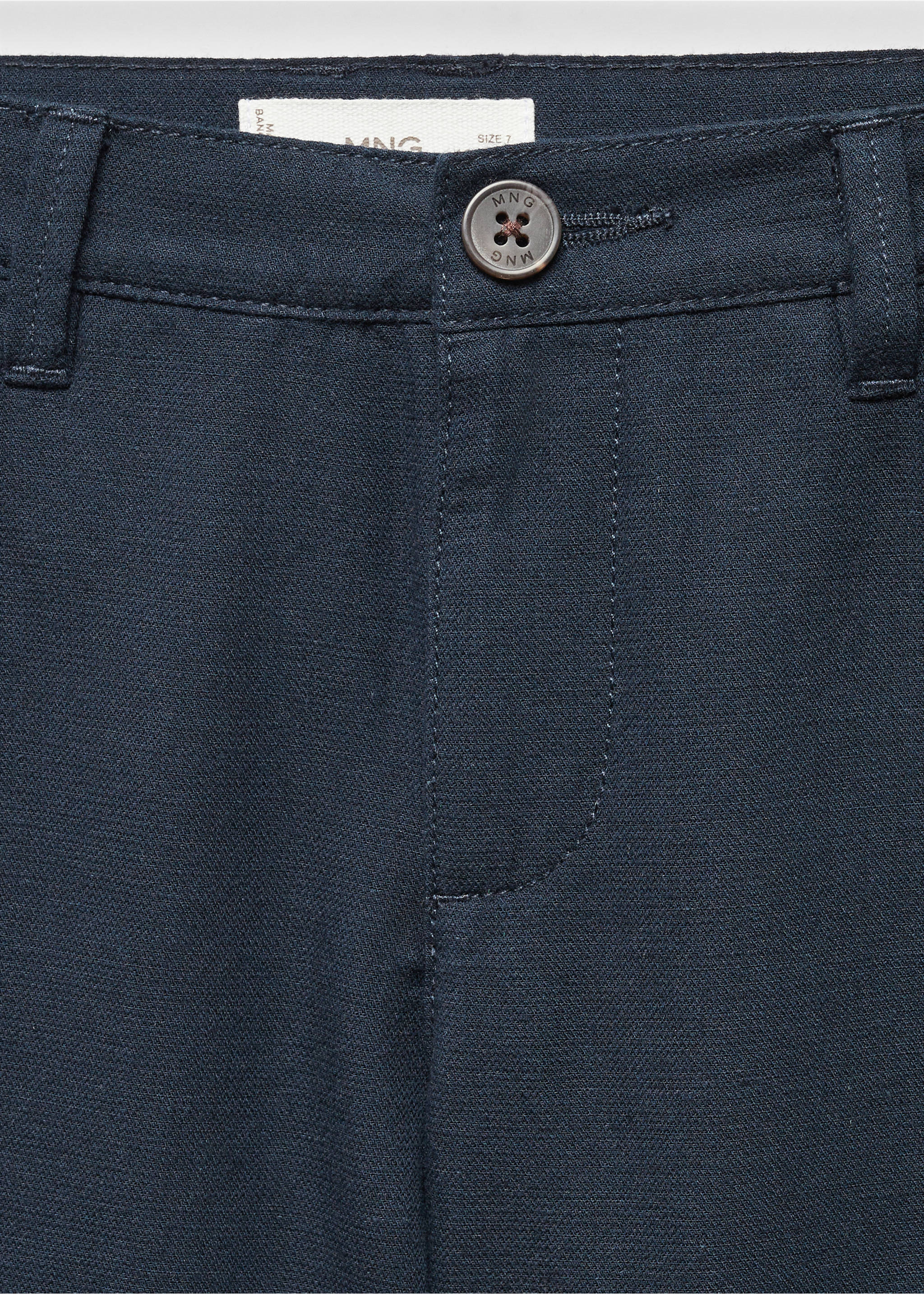 Bermuda chino lin - Détail de l'article 8, Bleu marine foncé. Ref: 67094784-00.