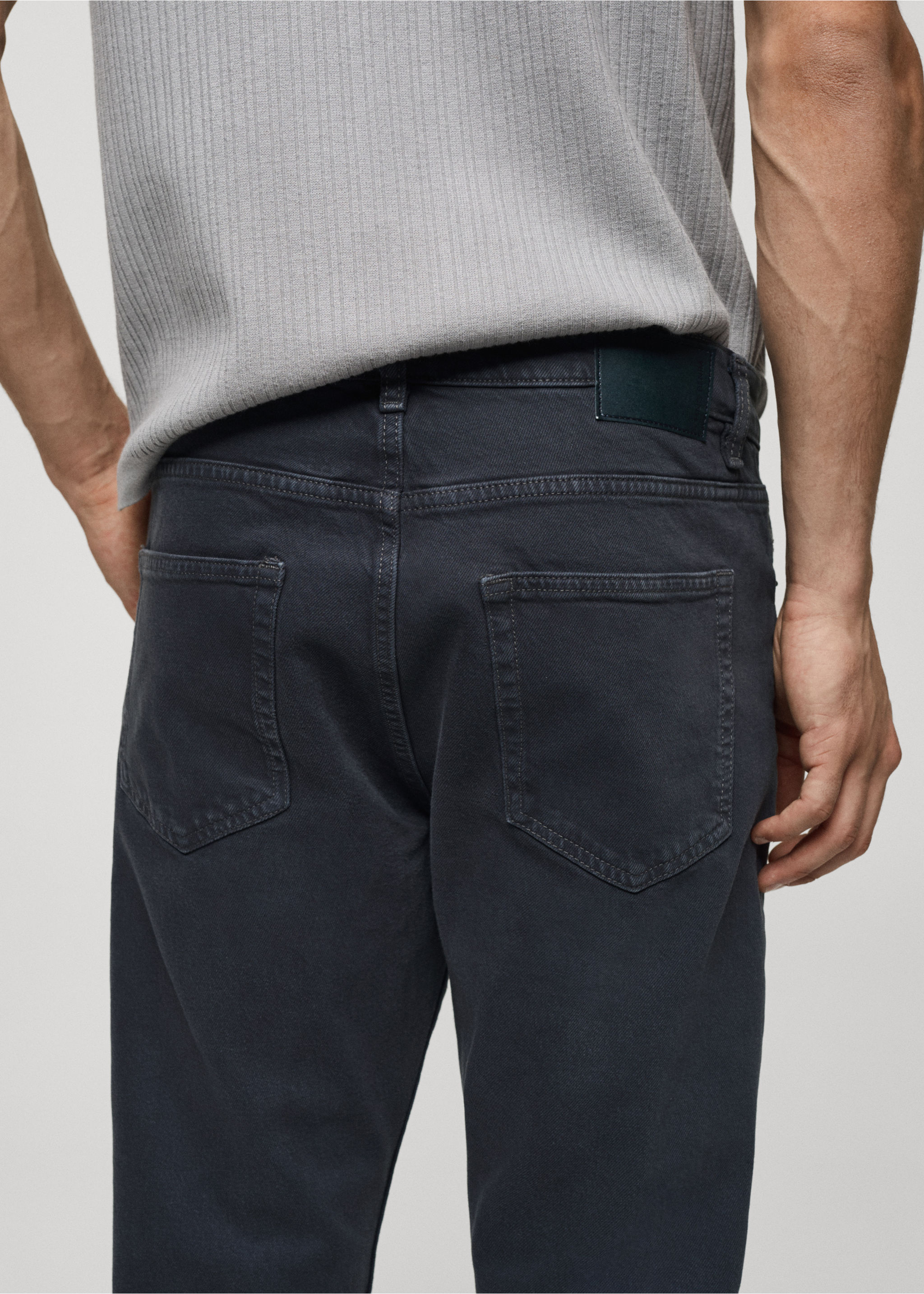 Tapered-Fit-Jeans - Detail des Artikels 4