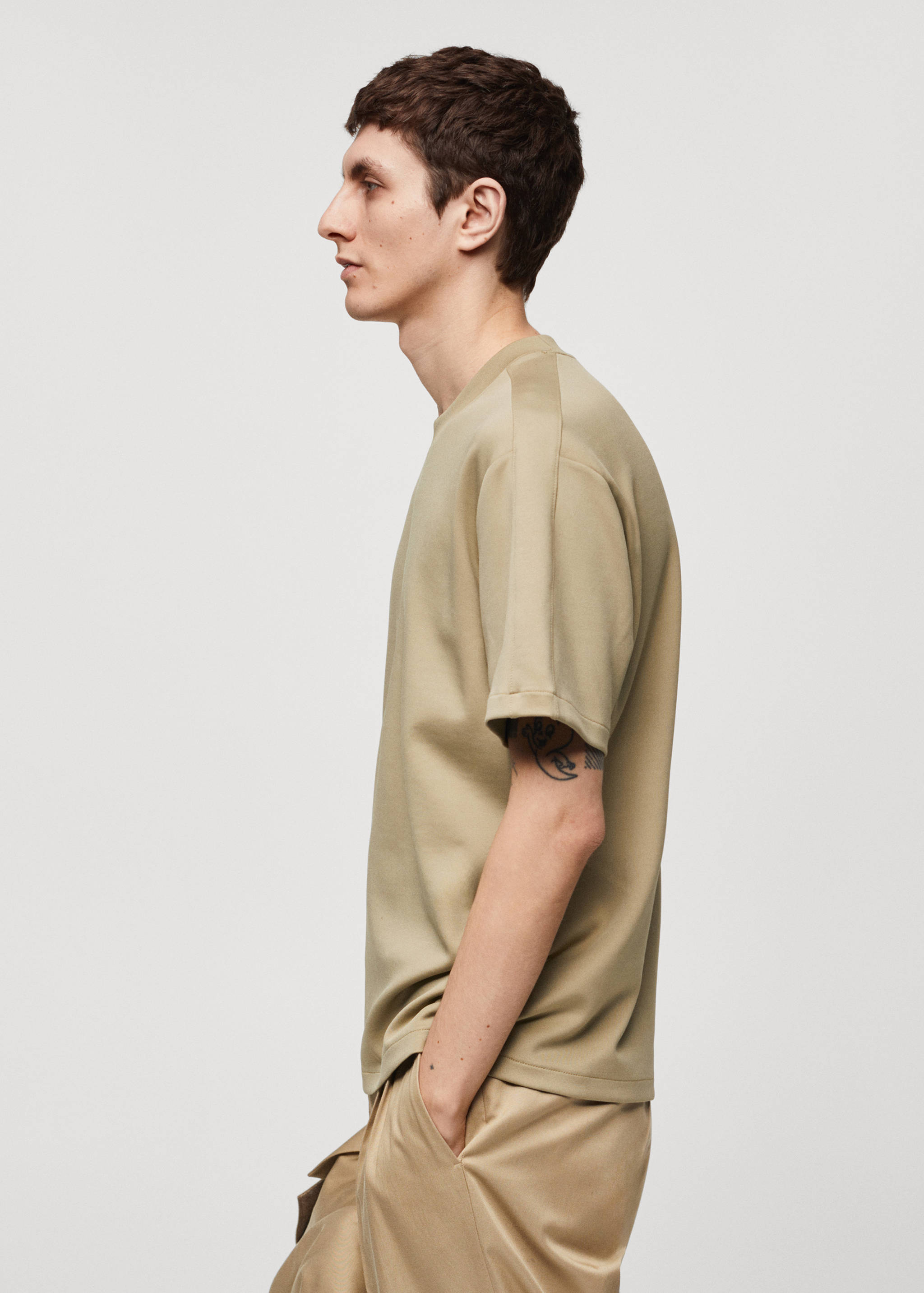 T-shirt relaxed-fit tessuto stretch - Dettaglio dell'articolo 2