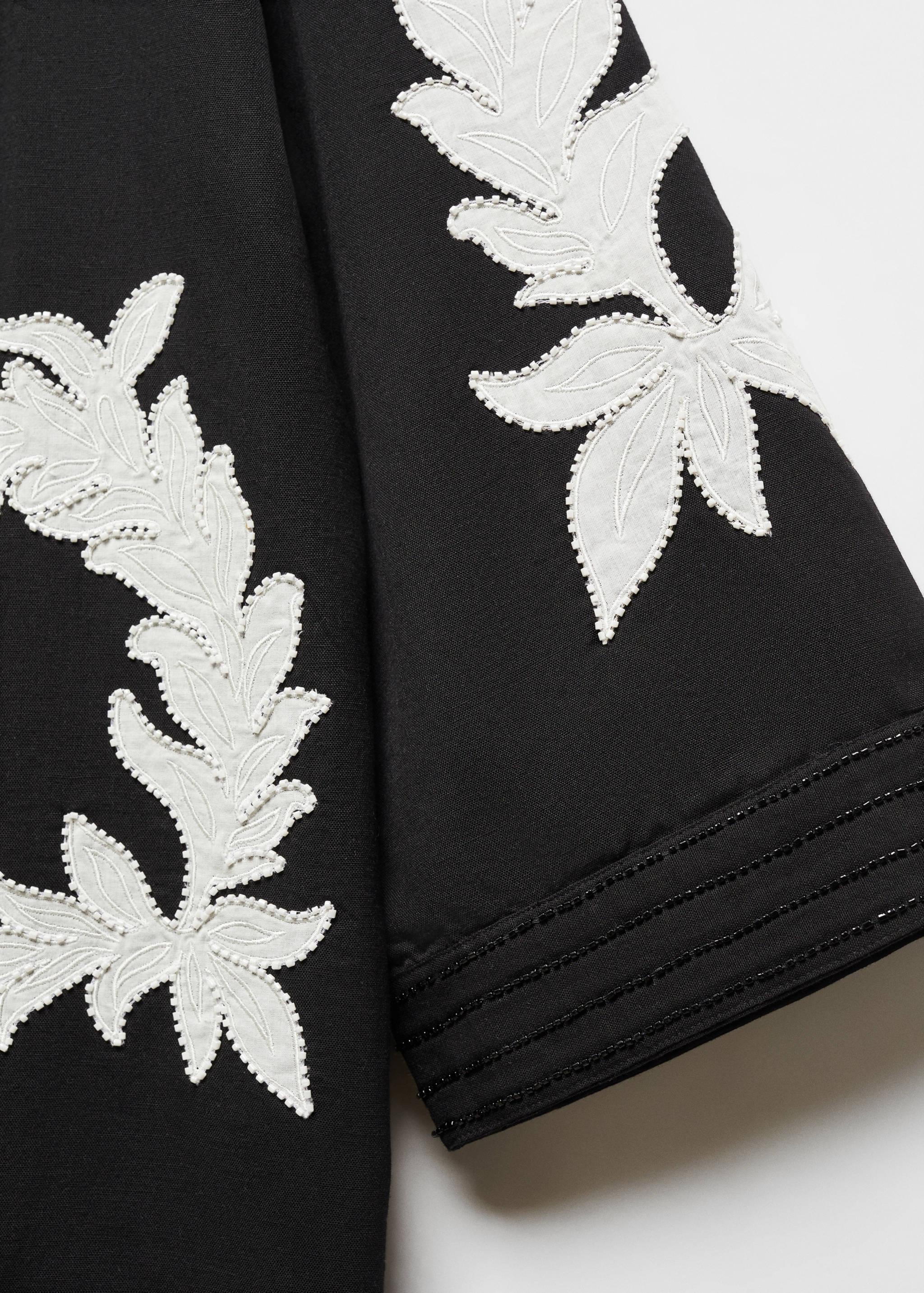 Floral embroidered kaftan - Details of the article 8