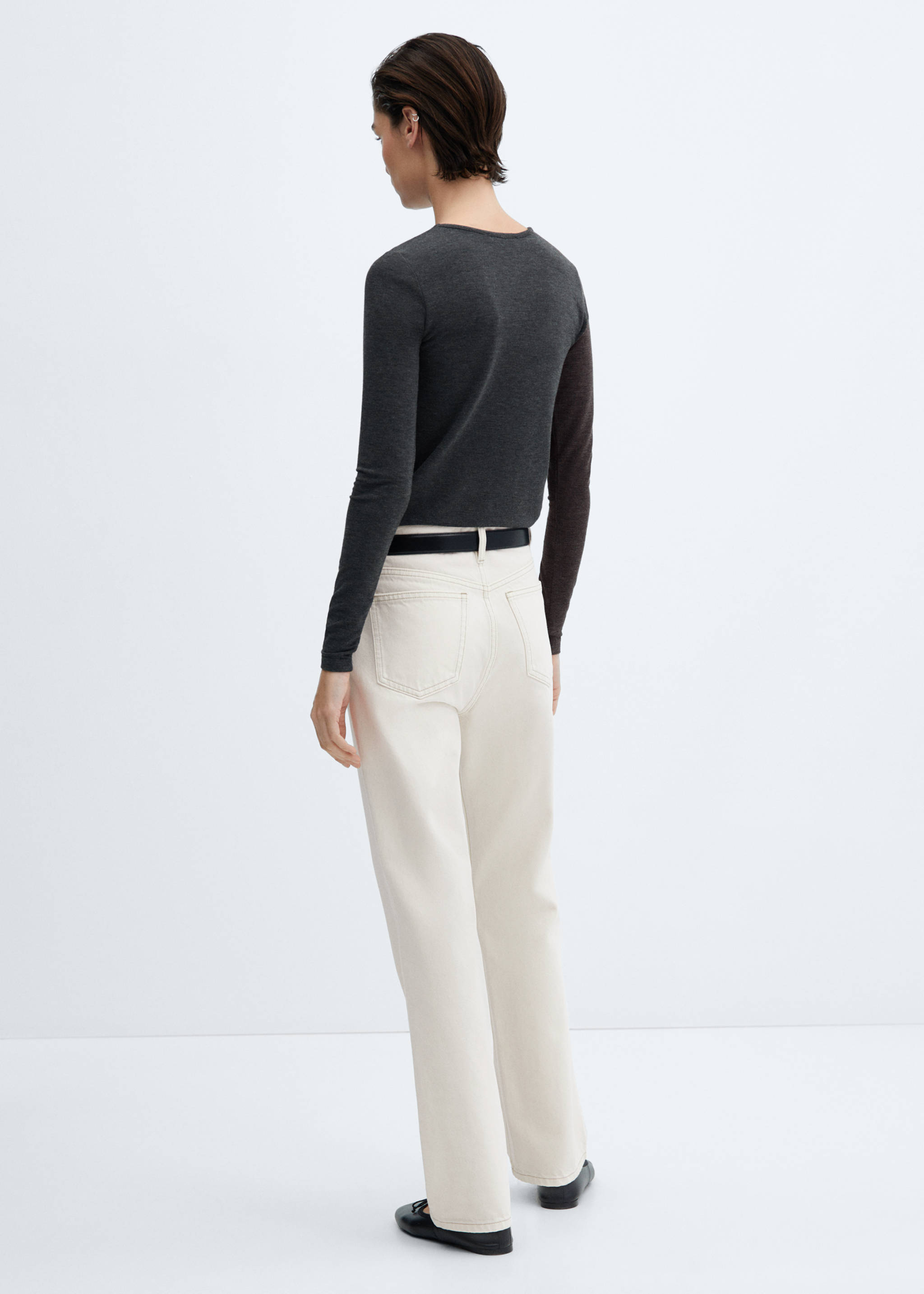 Mid-rise straight jeans - Reverse of the article