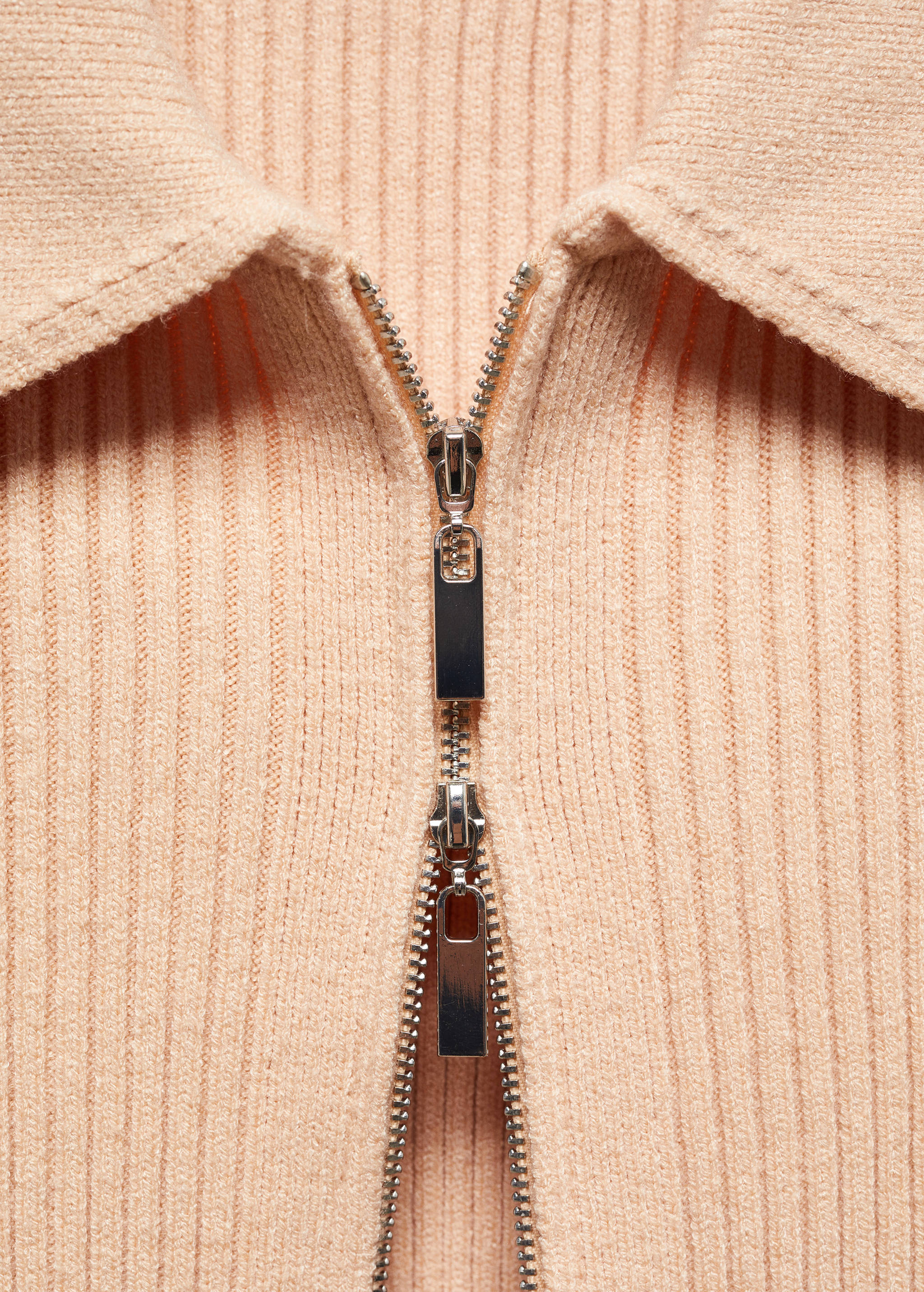 Ribbed cardigan with zip - Details of the article 8