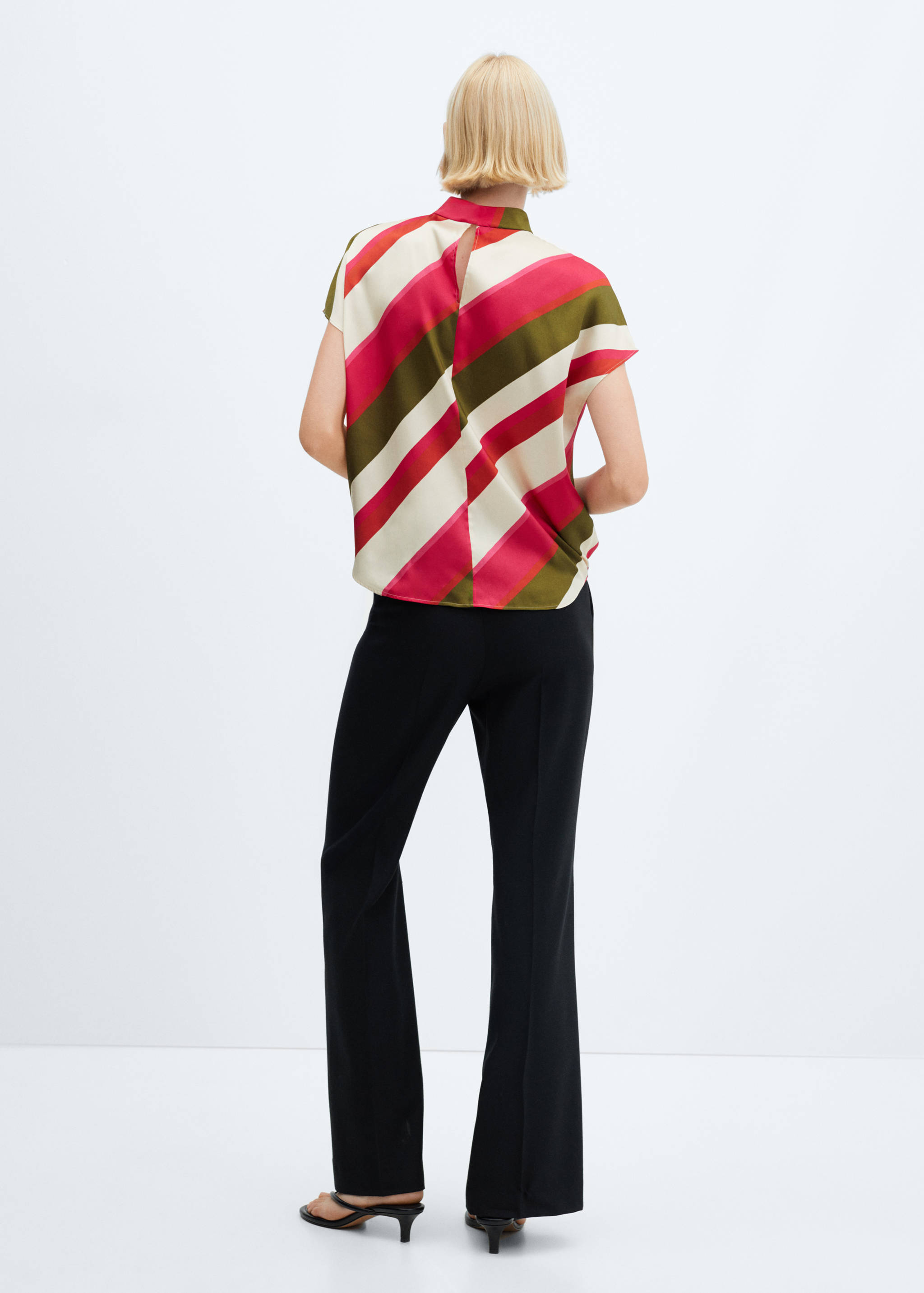Striped blouse - Reverse of the article