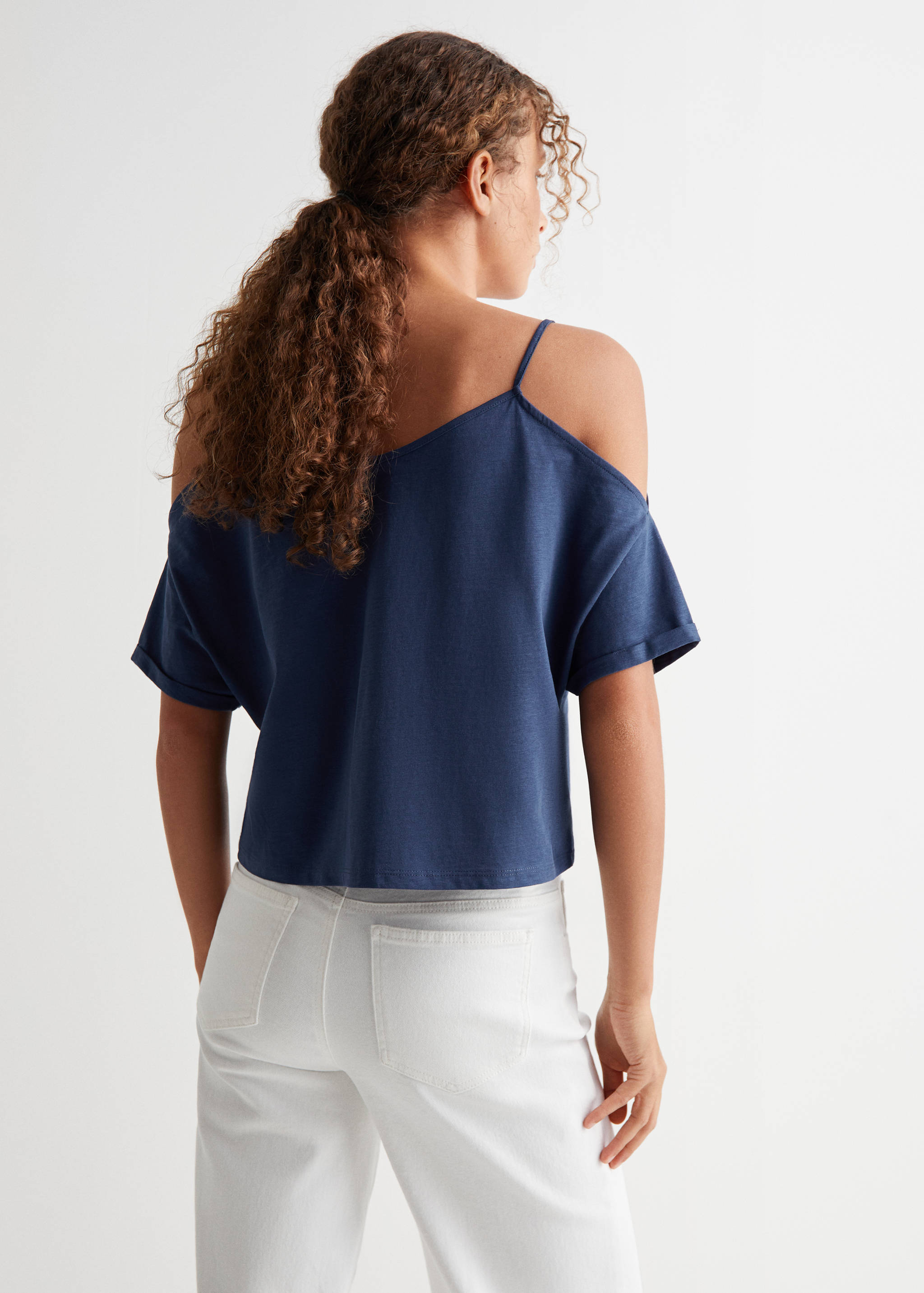 Off shoulders T-shirt - Reverse of the article