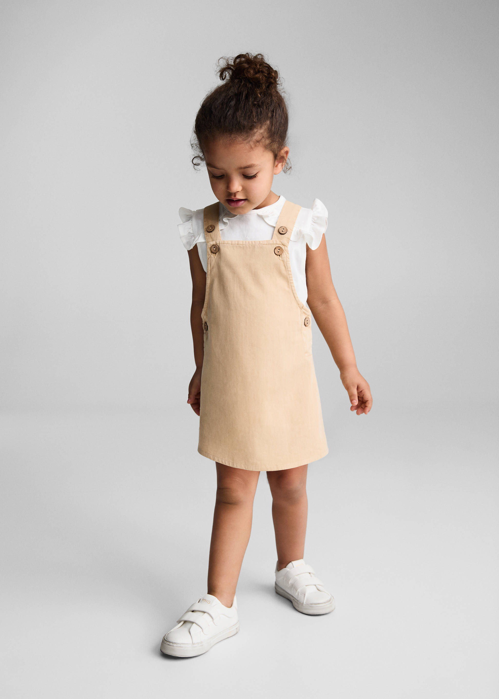 Natural-dye pinafore with buttons - General plane