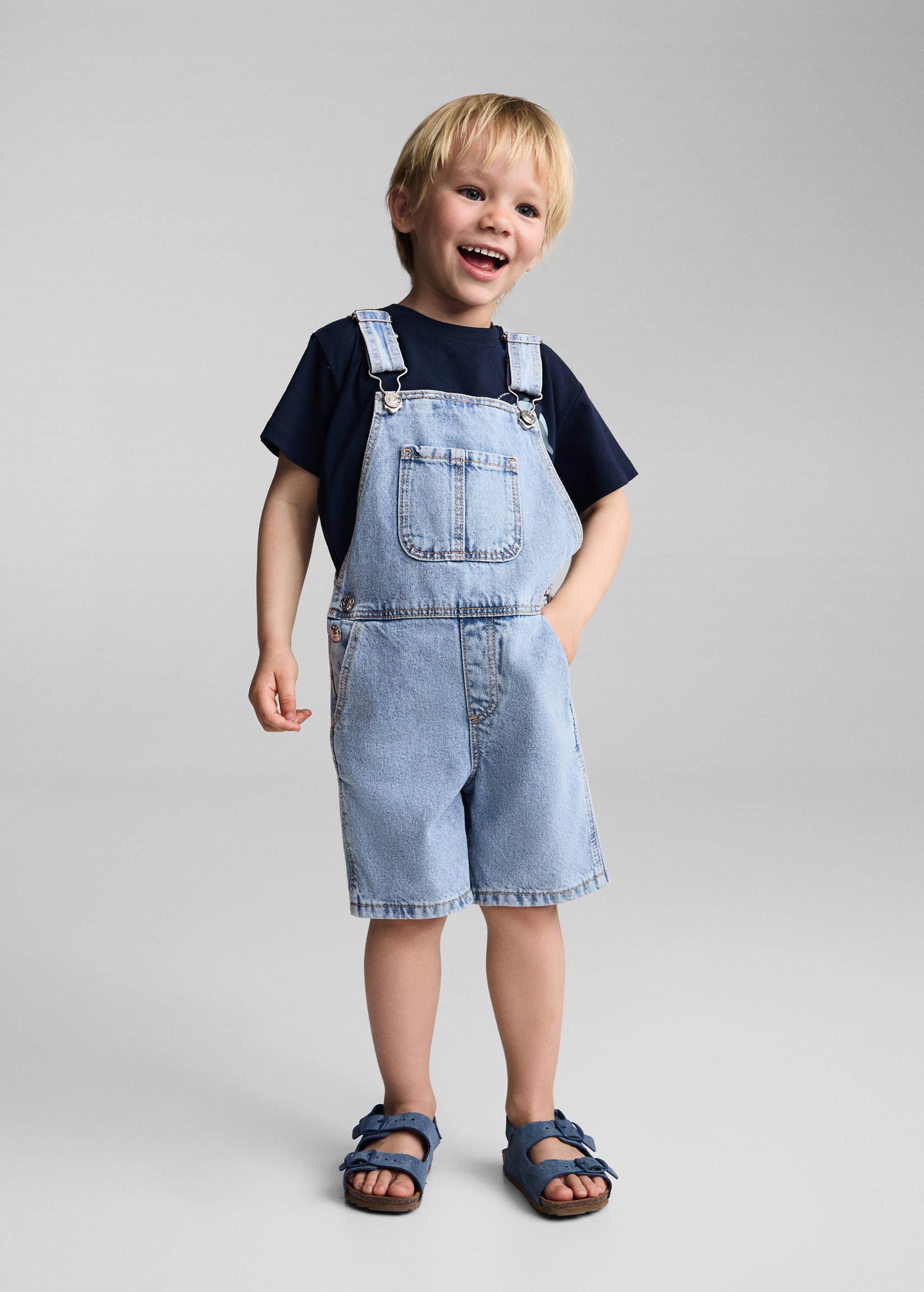 Short denim dungarees - General plane