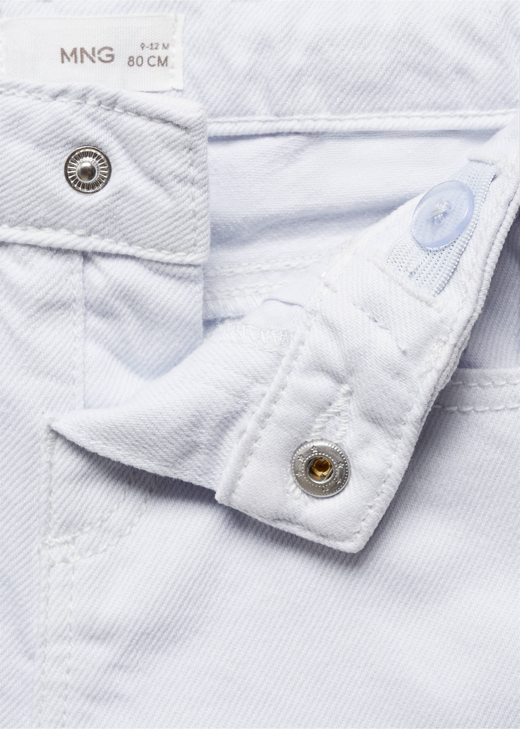 Shorts with wavy hem - Details of the article 8, Sky Blue. Ref: 67096028-00.