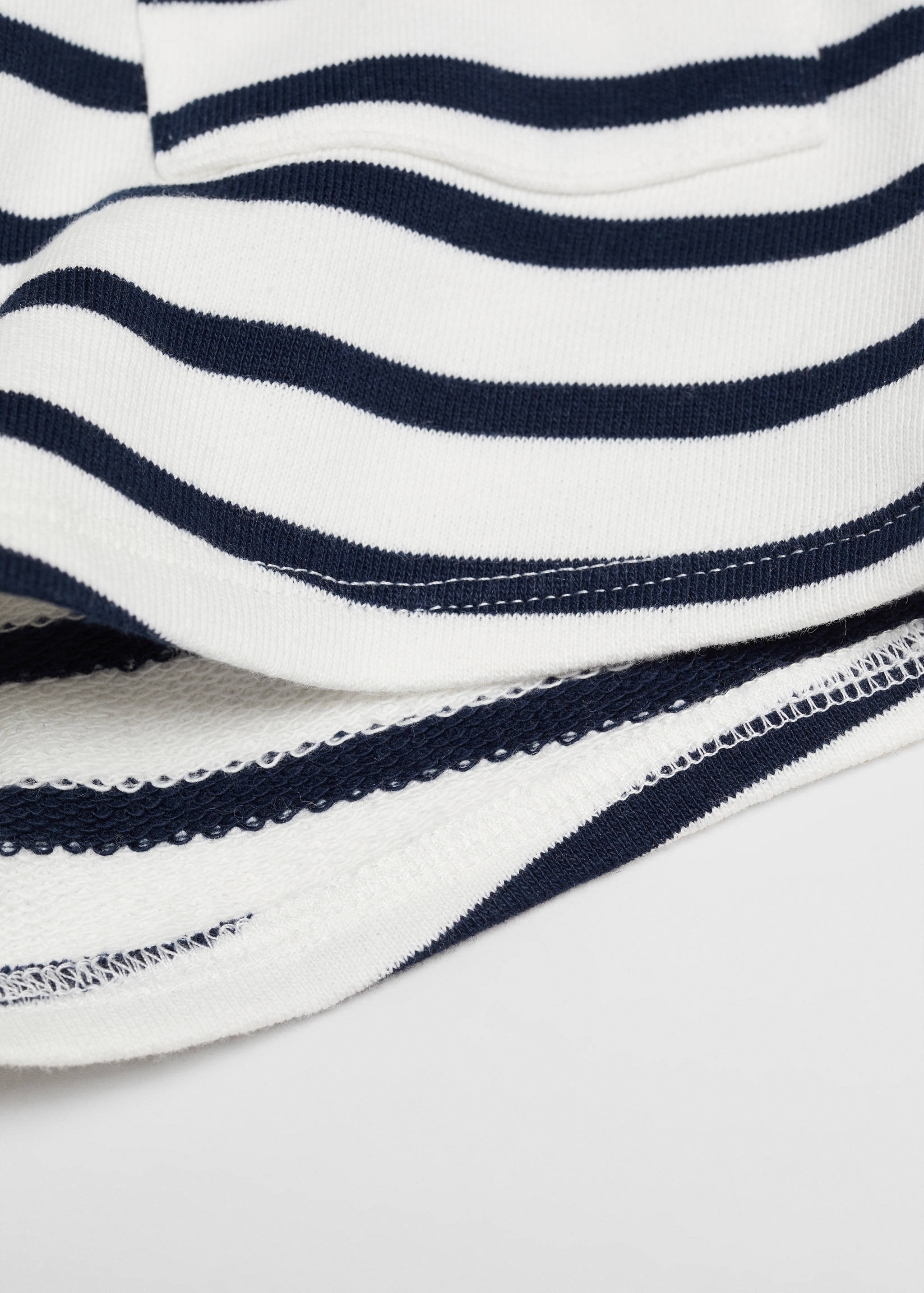 Stripes print shorts - Details of the article 0