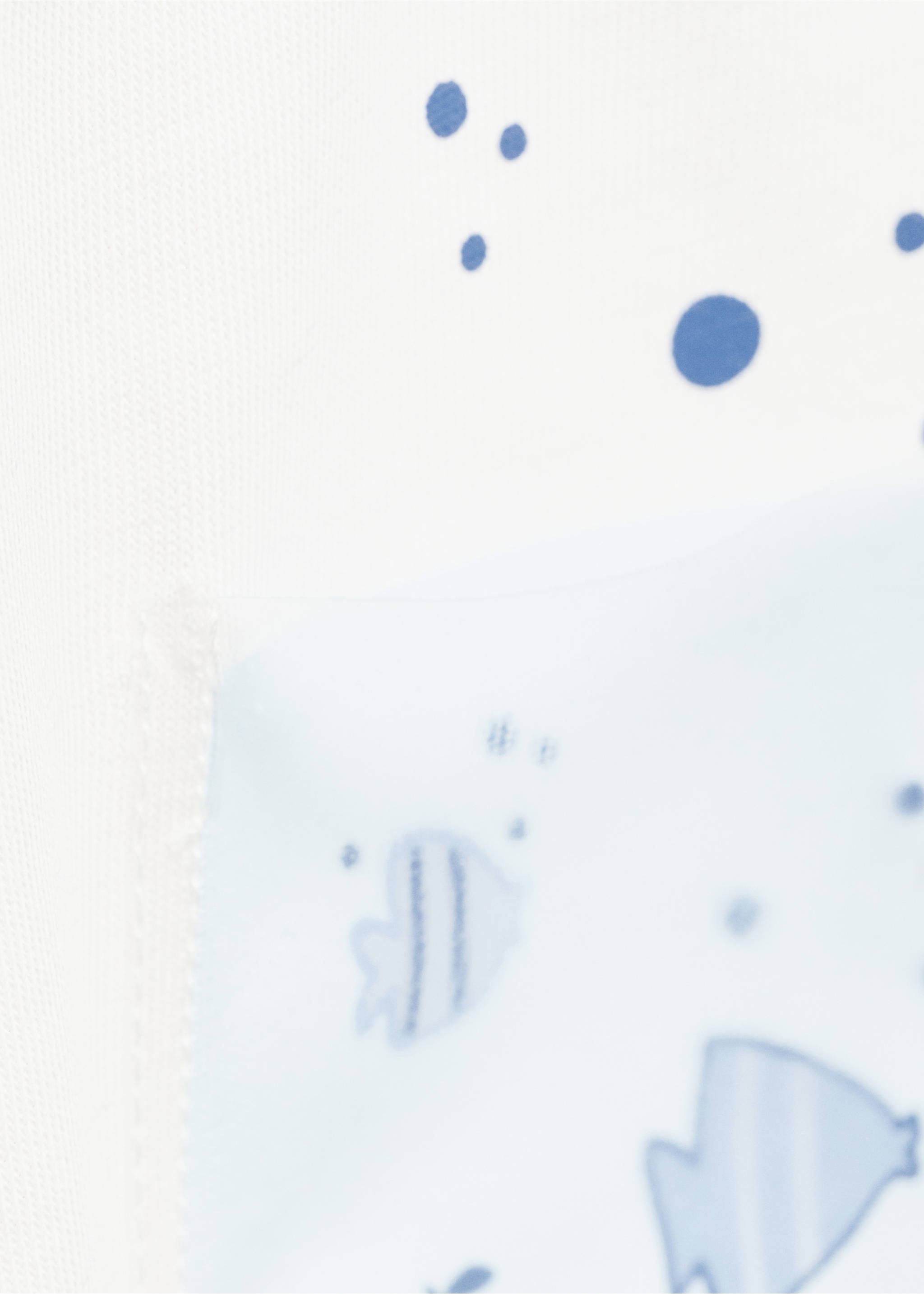 T-Shirt mit gemusterter Brusttasche - Detail des Artikels 0, Cremeweiß. Ref: 67096049-00.