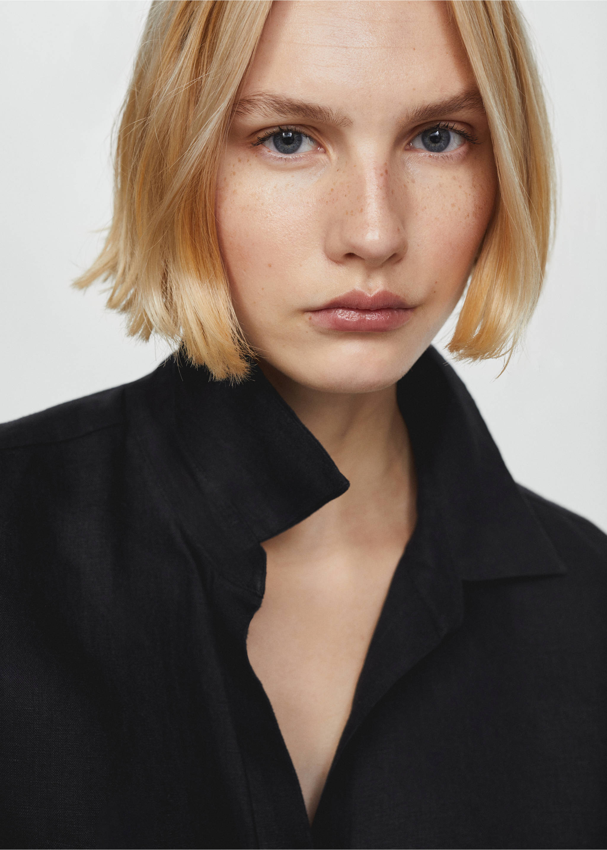 Linen 100% shirt - Details of the article 1, Black. Ref: 67096314-00.