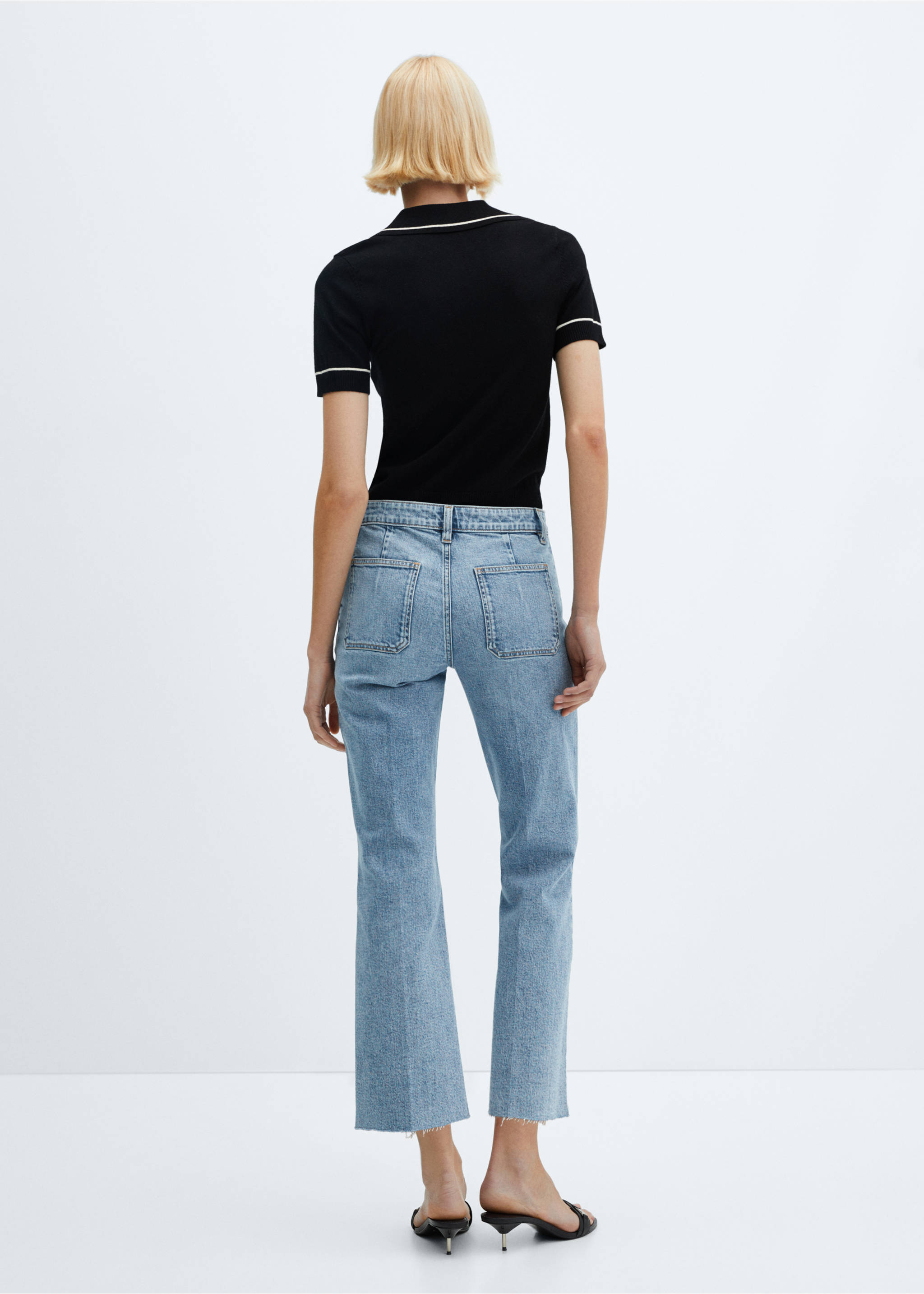 Flared cropped jeans med lommer - Baksiden av artikkelen, Halvblå. Ref: 67096335-00.