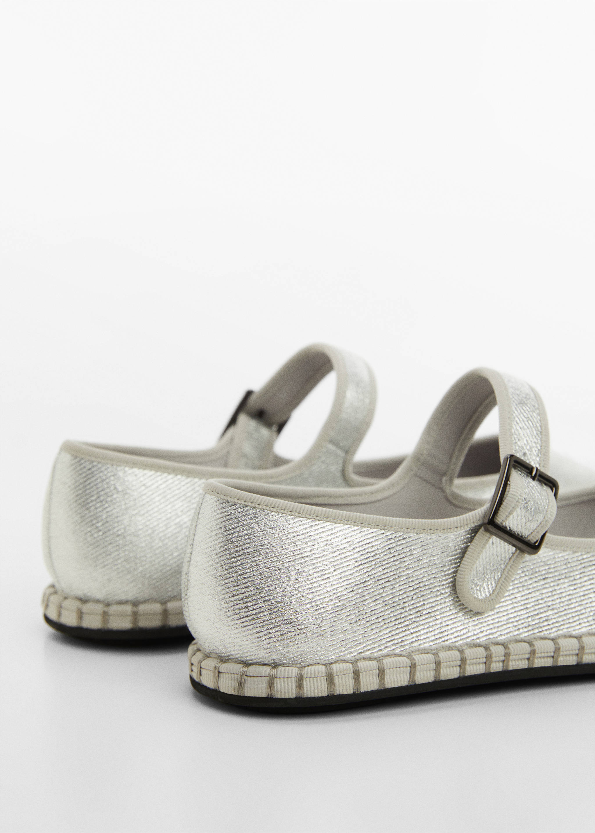 Metallic strip ballerinas - Details of the article 1, Silver. Ref: 67096337-00.