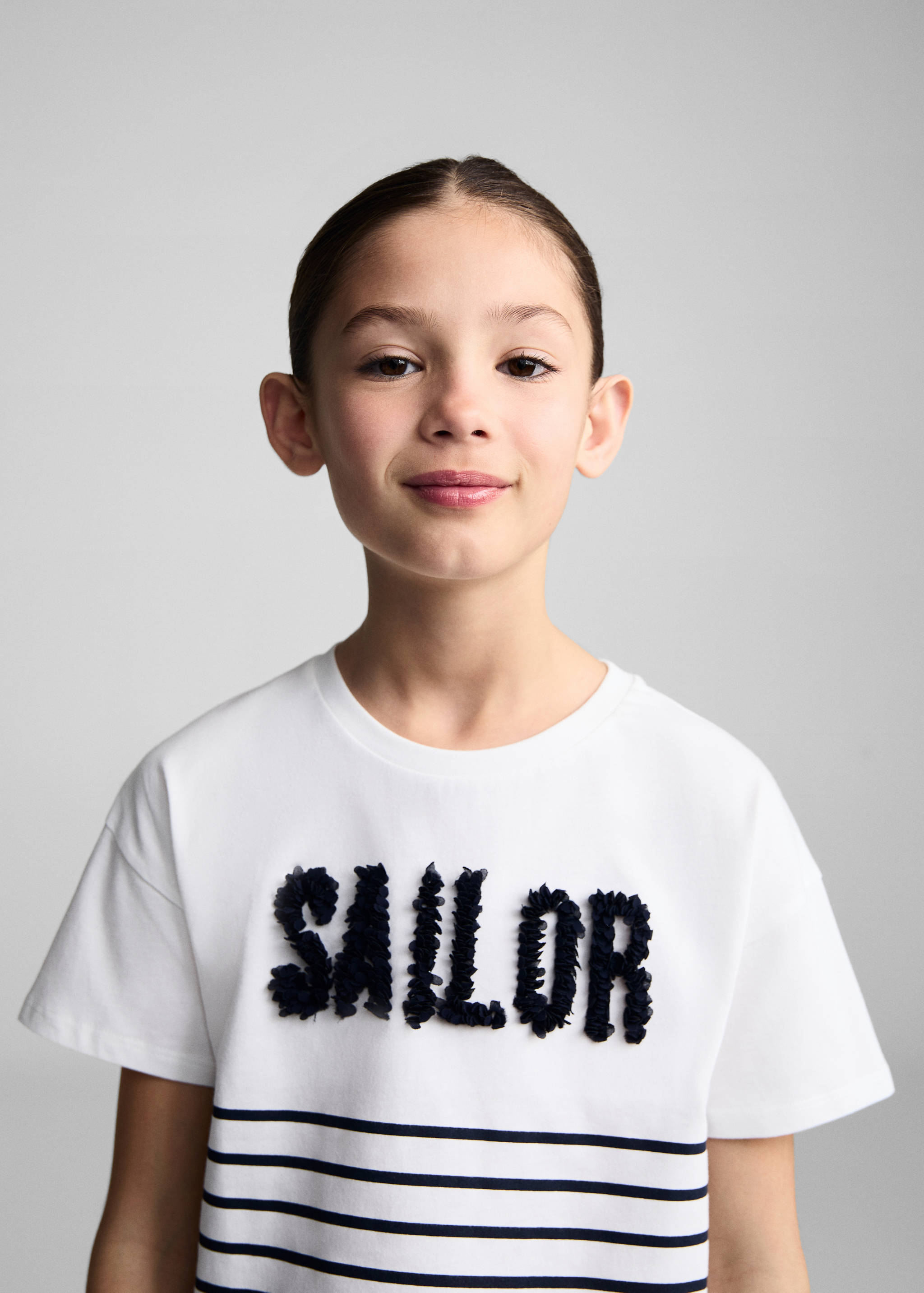 Shirt mit Aufschrift und Textur - Detail des Artikels 1