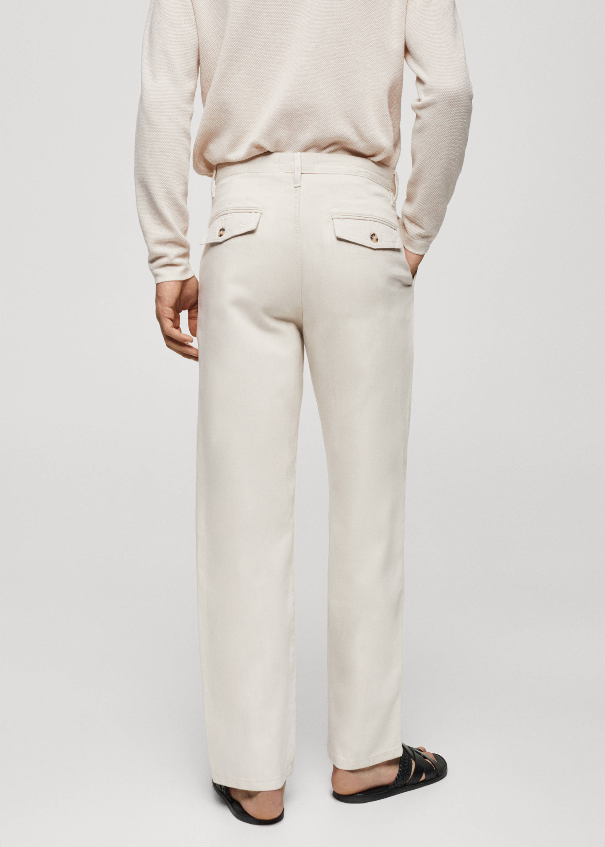 Relaxed-fit linen blend pleated jeans - Reverse of the article