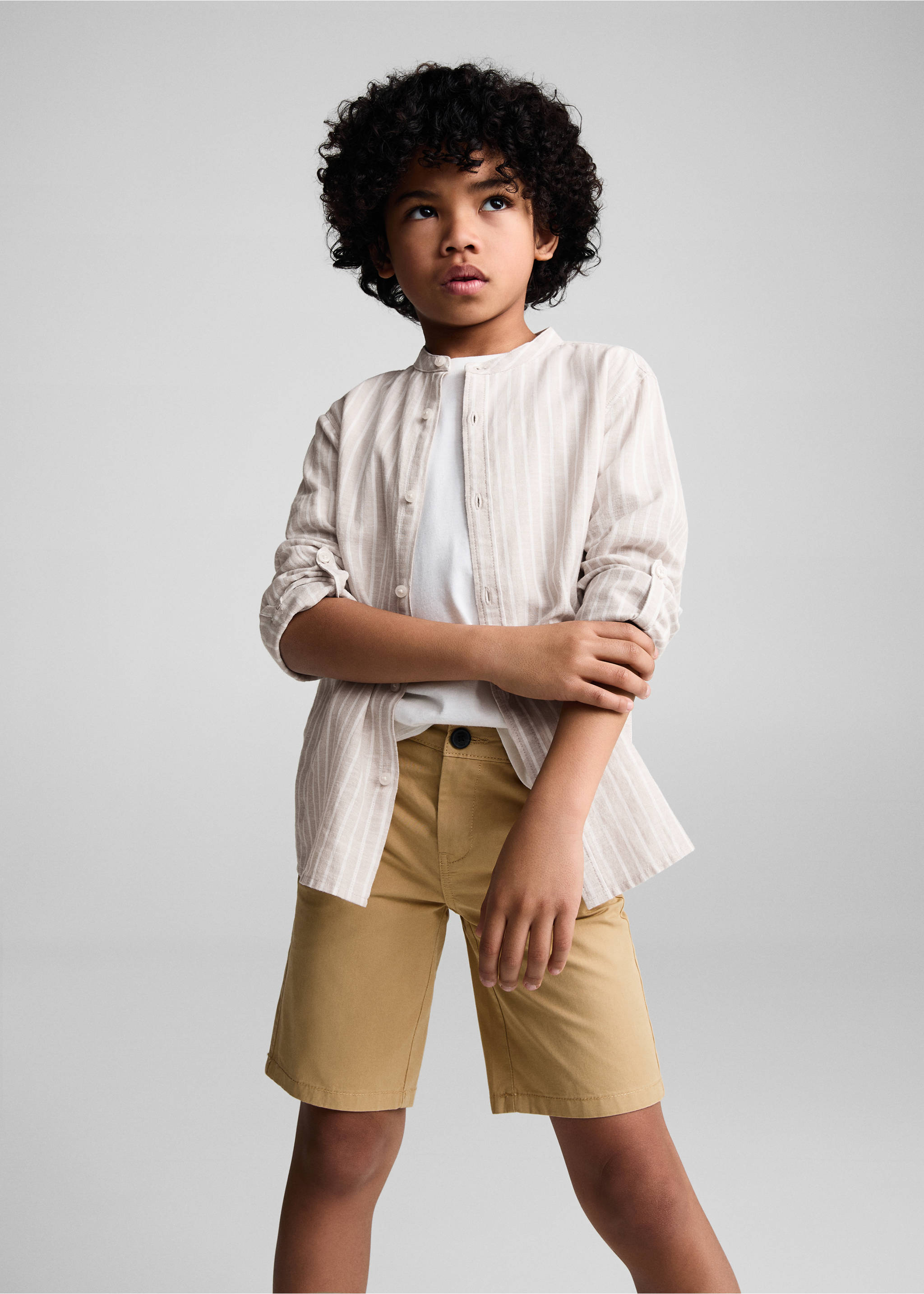 Bermudes slim fit xinesos cotó - Pla mig, Mostassa. Ref: 67096728-00.