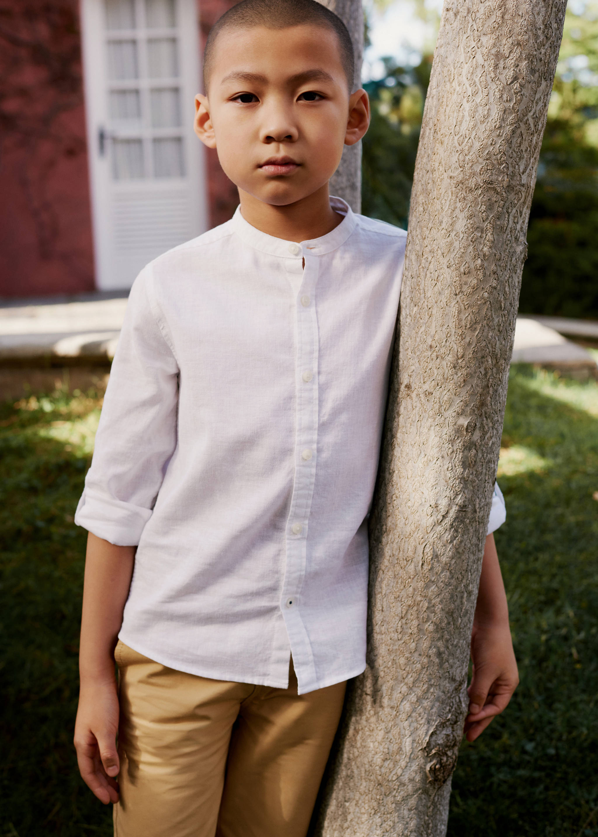 Slim-fit chino cotton bermuda shorts - Details of the article 5