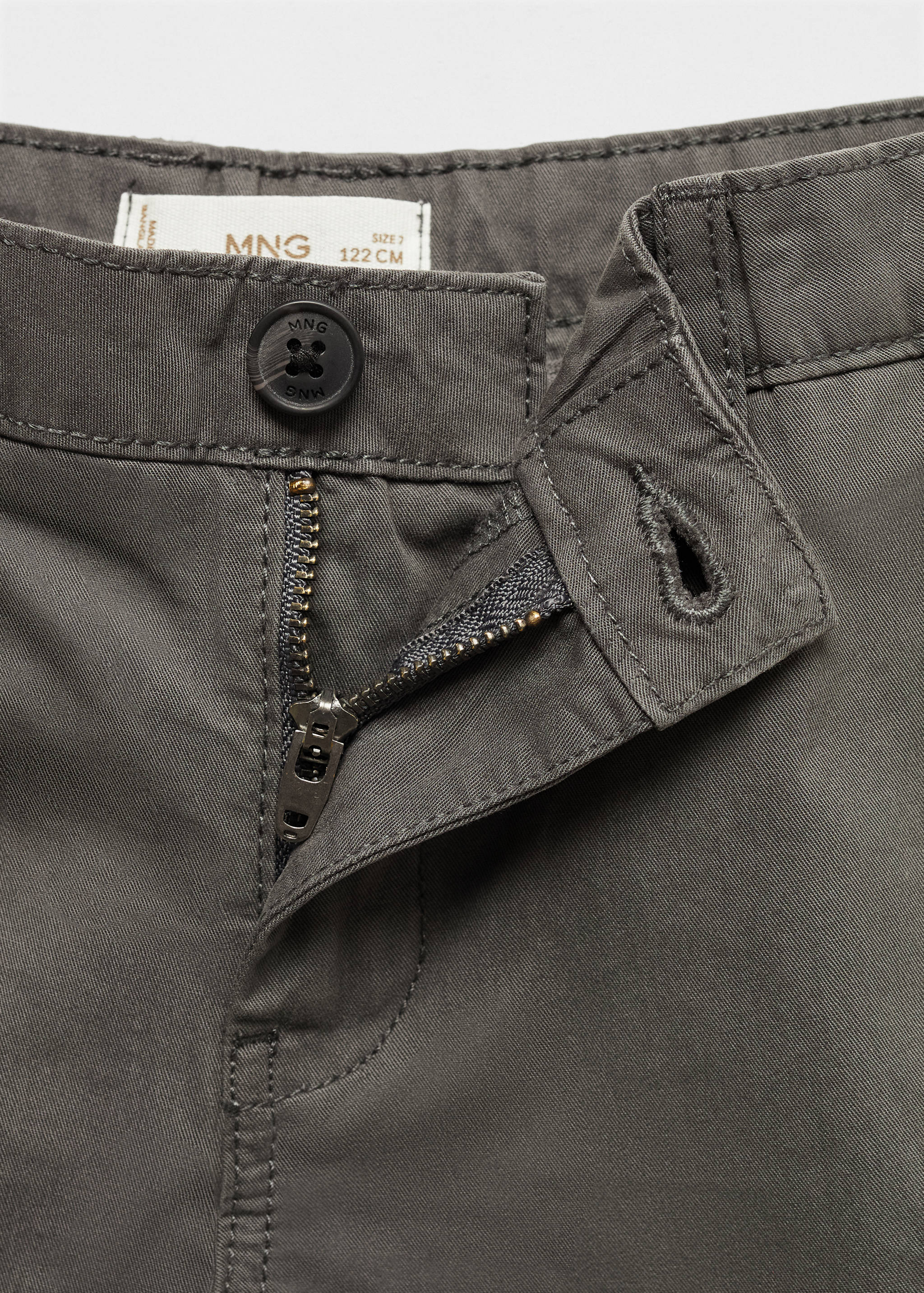 Slim-fit chino cotton bermuda shorts - Details of the article 0