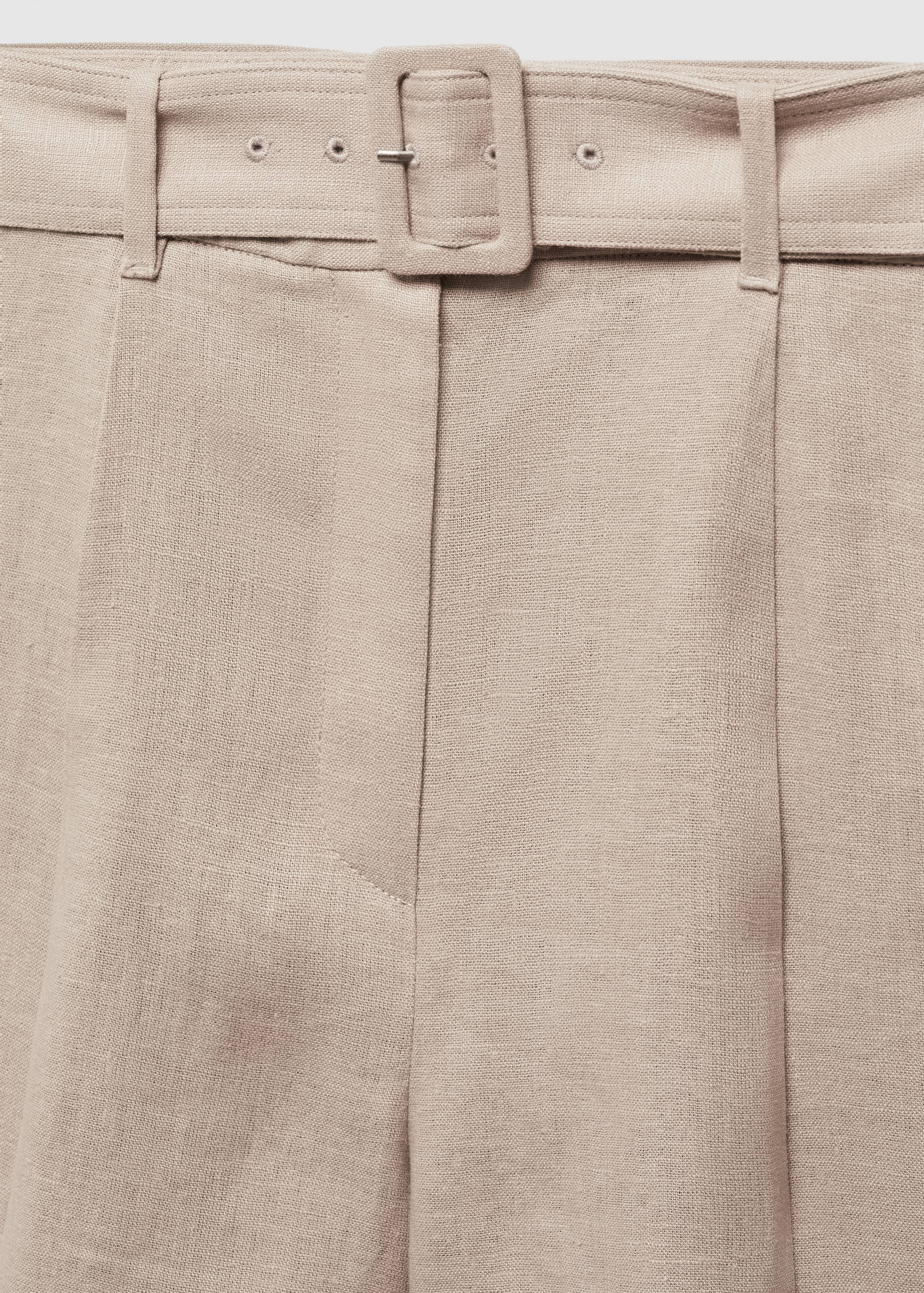 Leinen-Bermudashorts mit Gürtel - Detail des Artikels 8