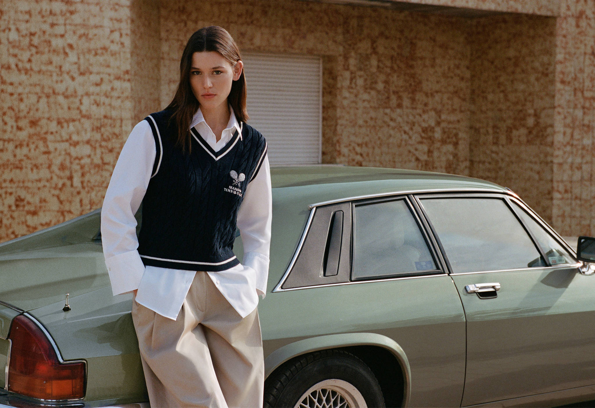 Braided gilet with contrast detail - Panoramic plane