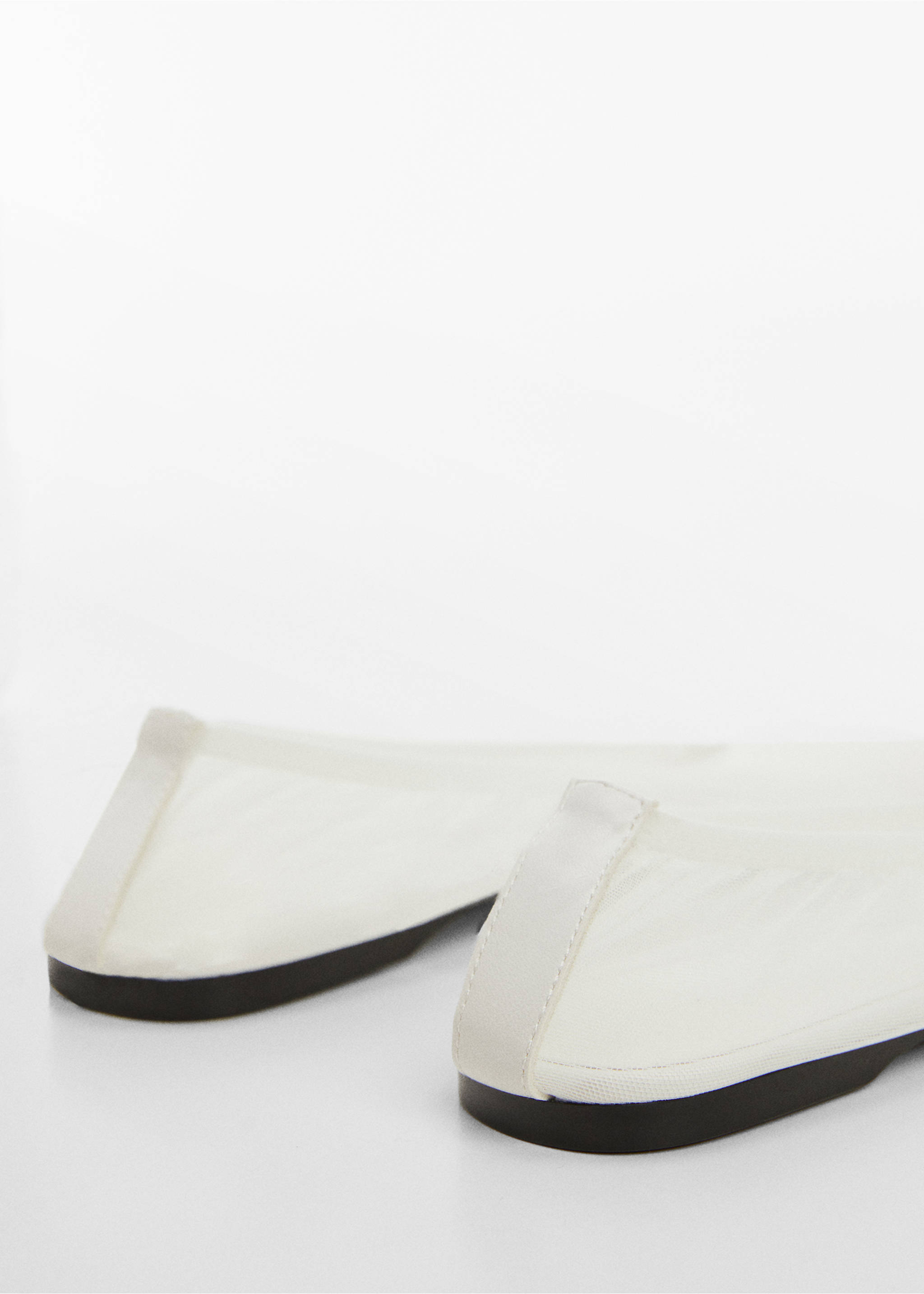 Ballerines maille filet semi-transparentes - Détail de l'article 1, Blanc. Ref: 67097688-00.