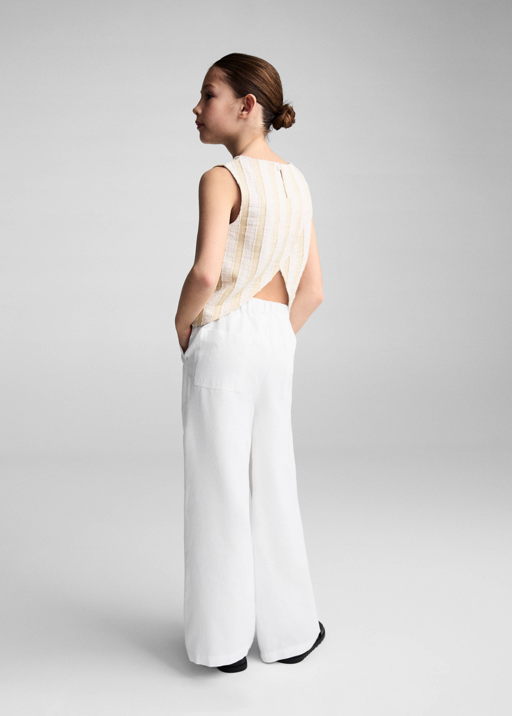 Wide leg linen trousers - Reverse of the article