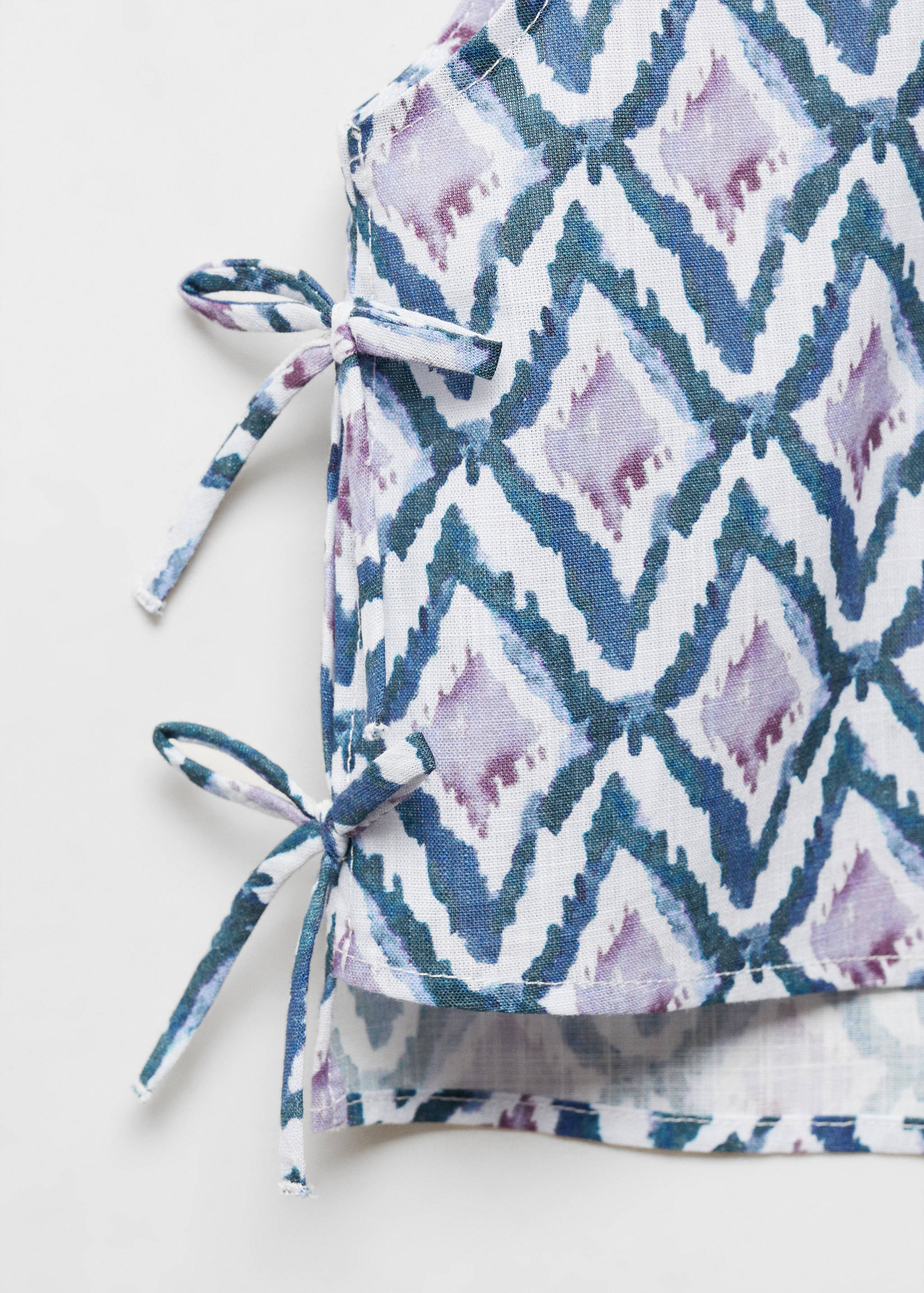 Printed crop top with bow - Details of the article 8