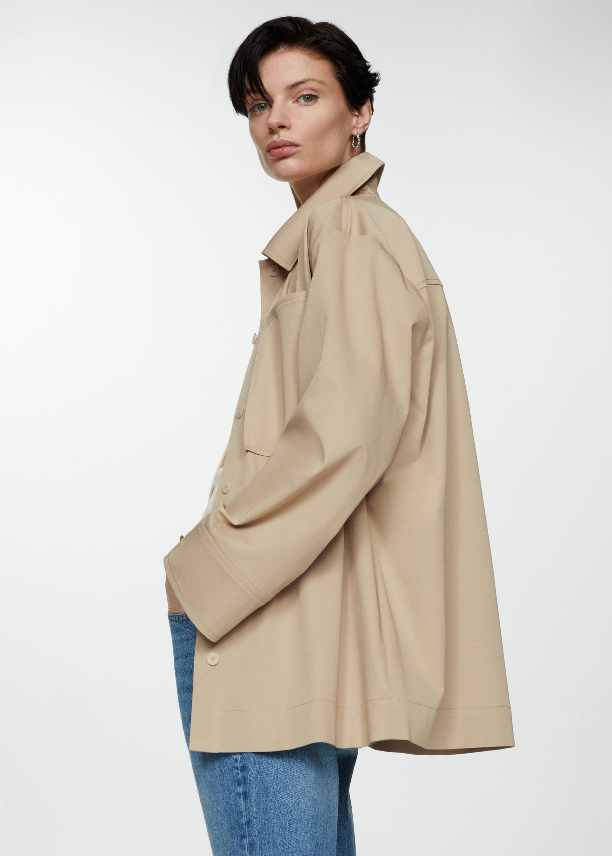 Oversized overshirt with pockets - Details of the article 1