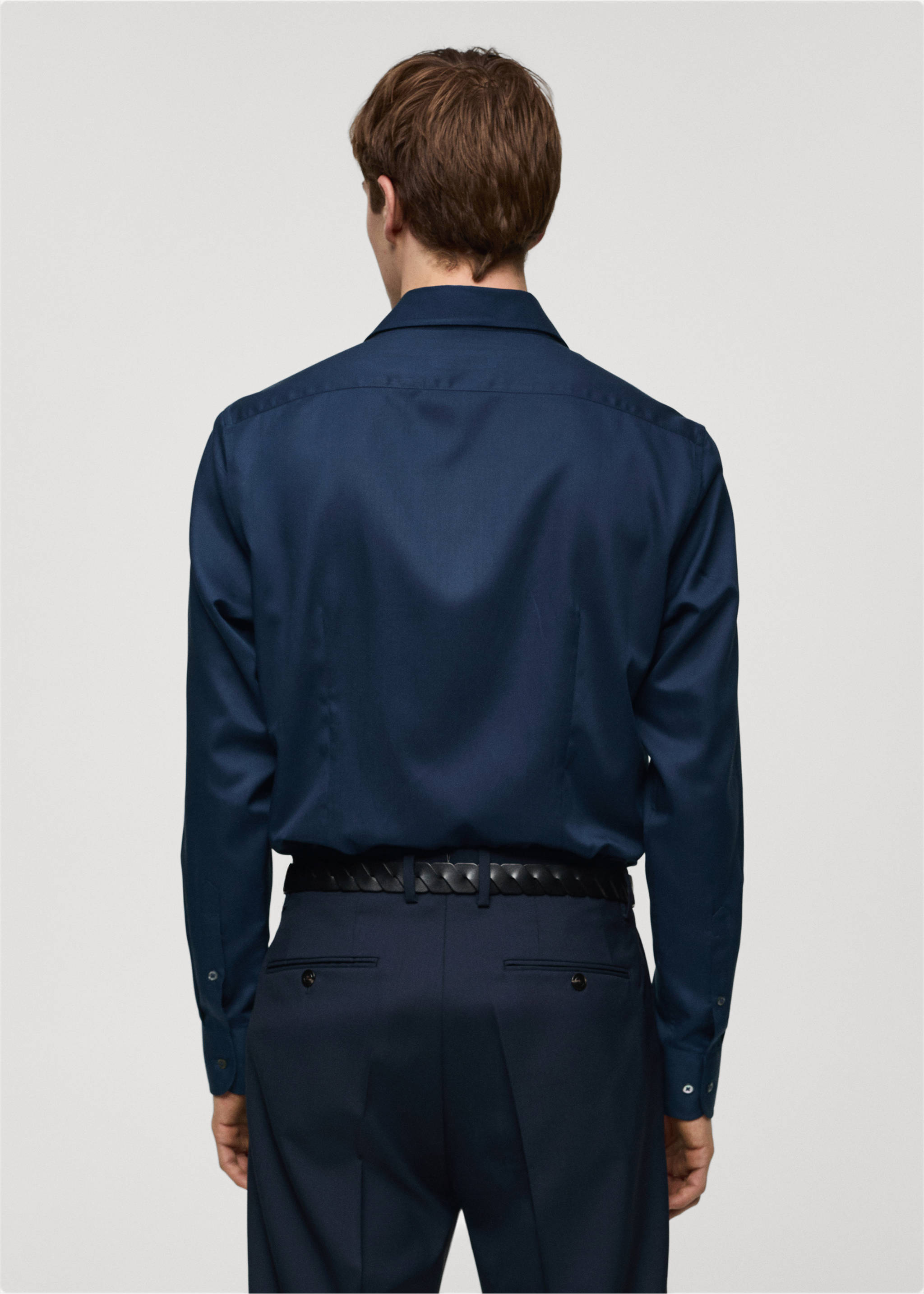 Slim fit-skjorta tencel bomull - Artikelns baksida, Navy blå. Ref: 67098266-00.