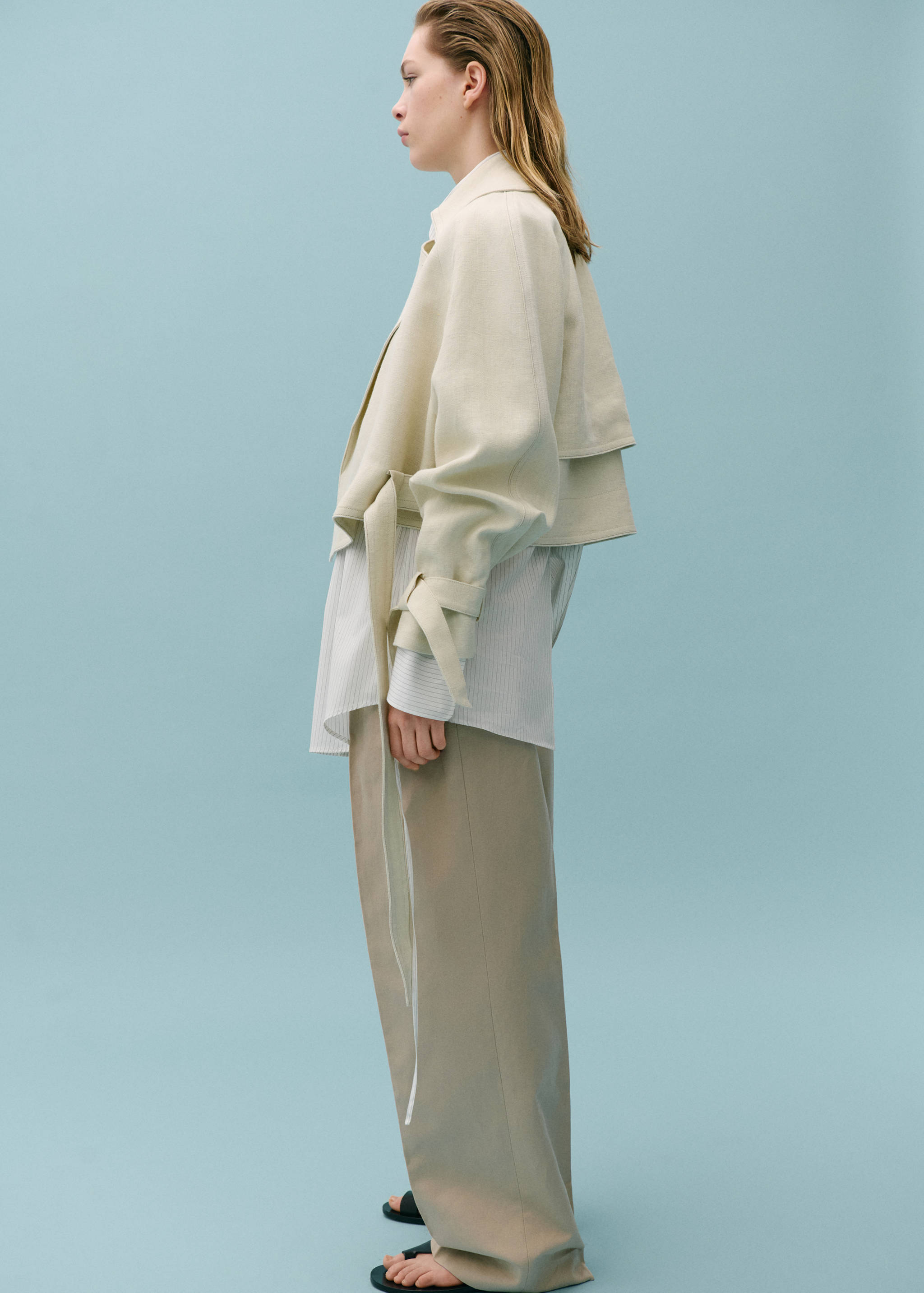 100% linen cropped trench coat - Details of the article 2