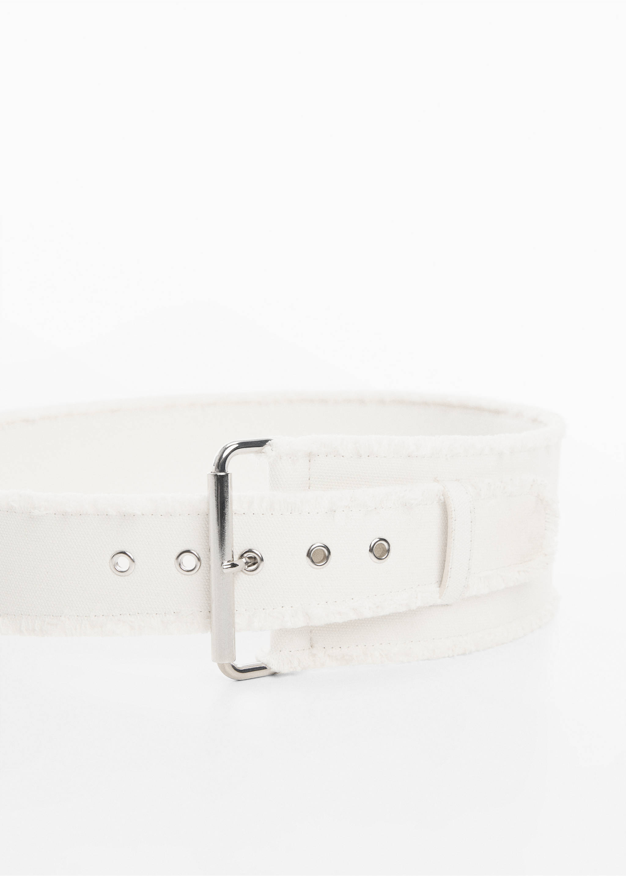 Breiter Gürtel mit ausgefransten Enden - Mittlere Ansicht, Weiß. Ref: 67099051-00.