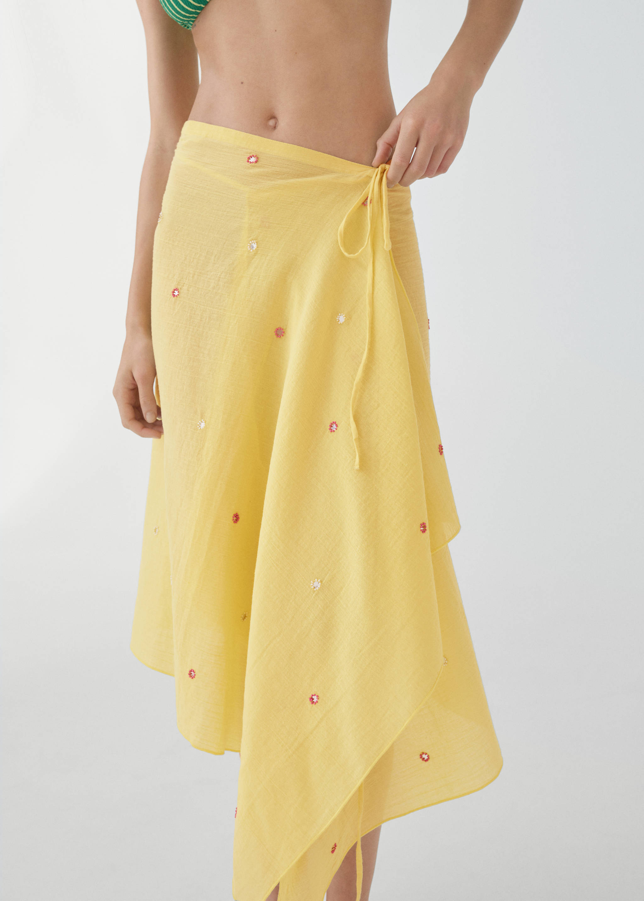 Sarong skirt with embroidered details - Medium plane