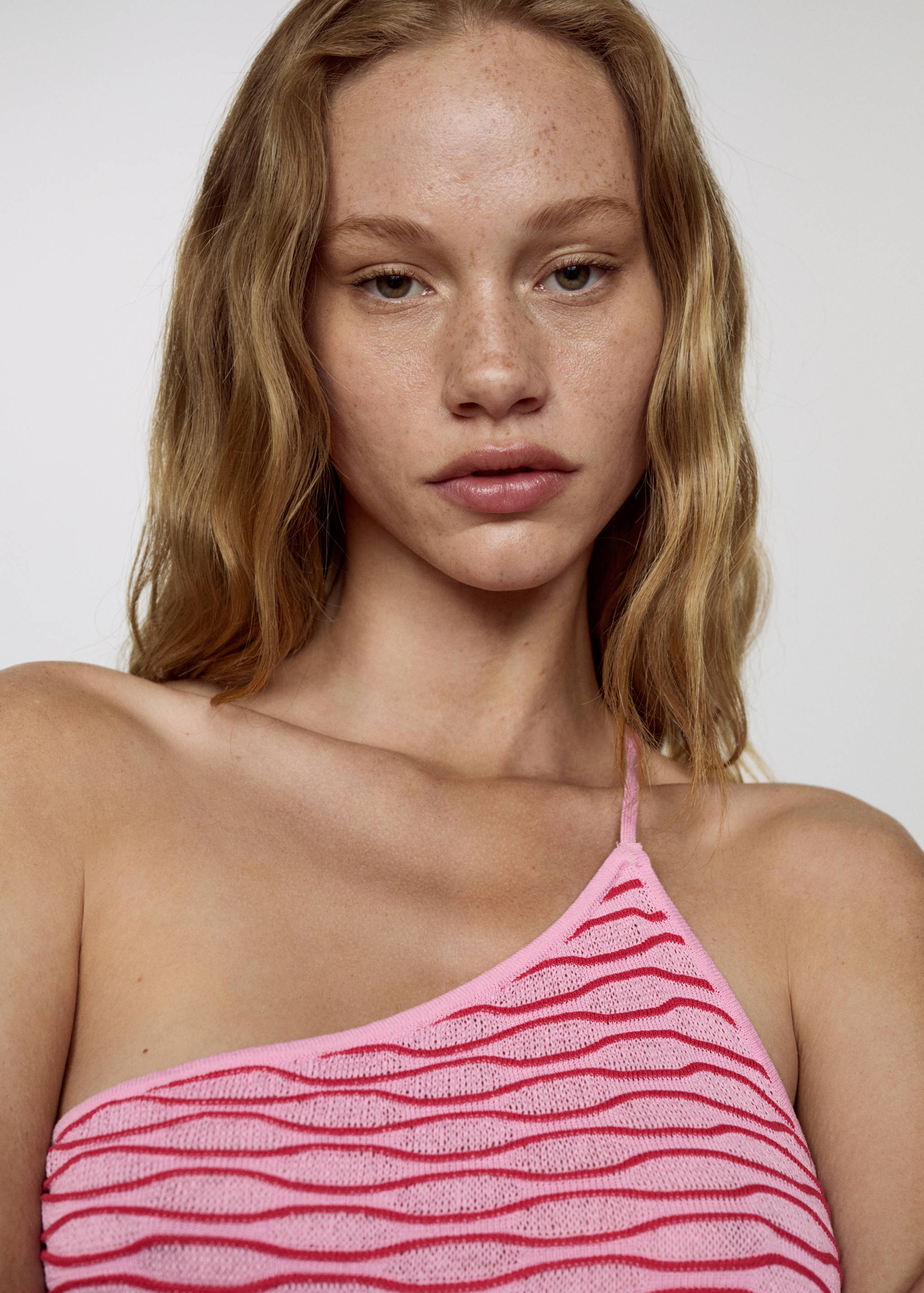 Textured knitted dress - Details of the article 1