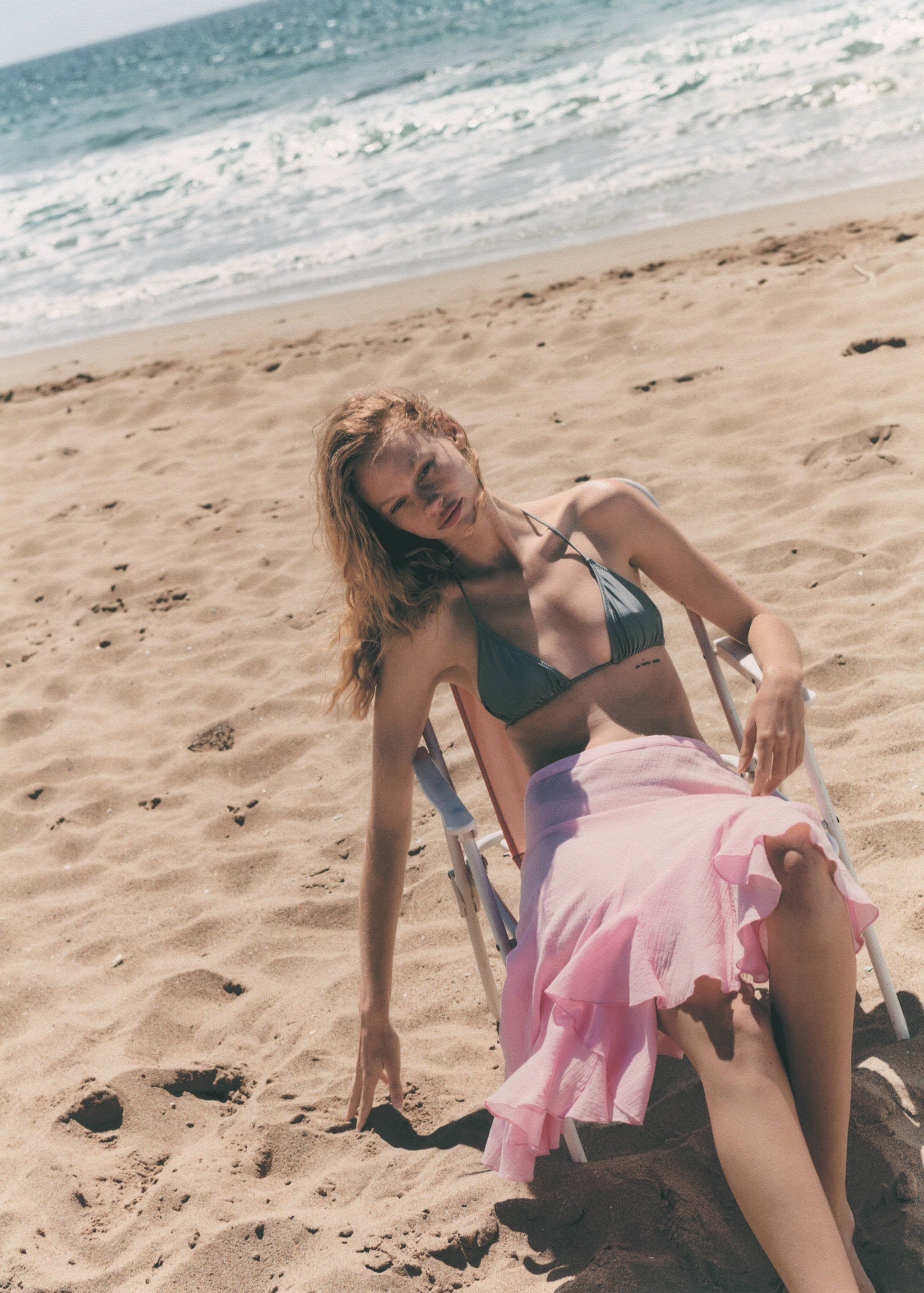 Asymmetrical ruffled skirt - Details of the article 6