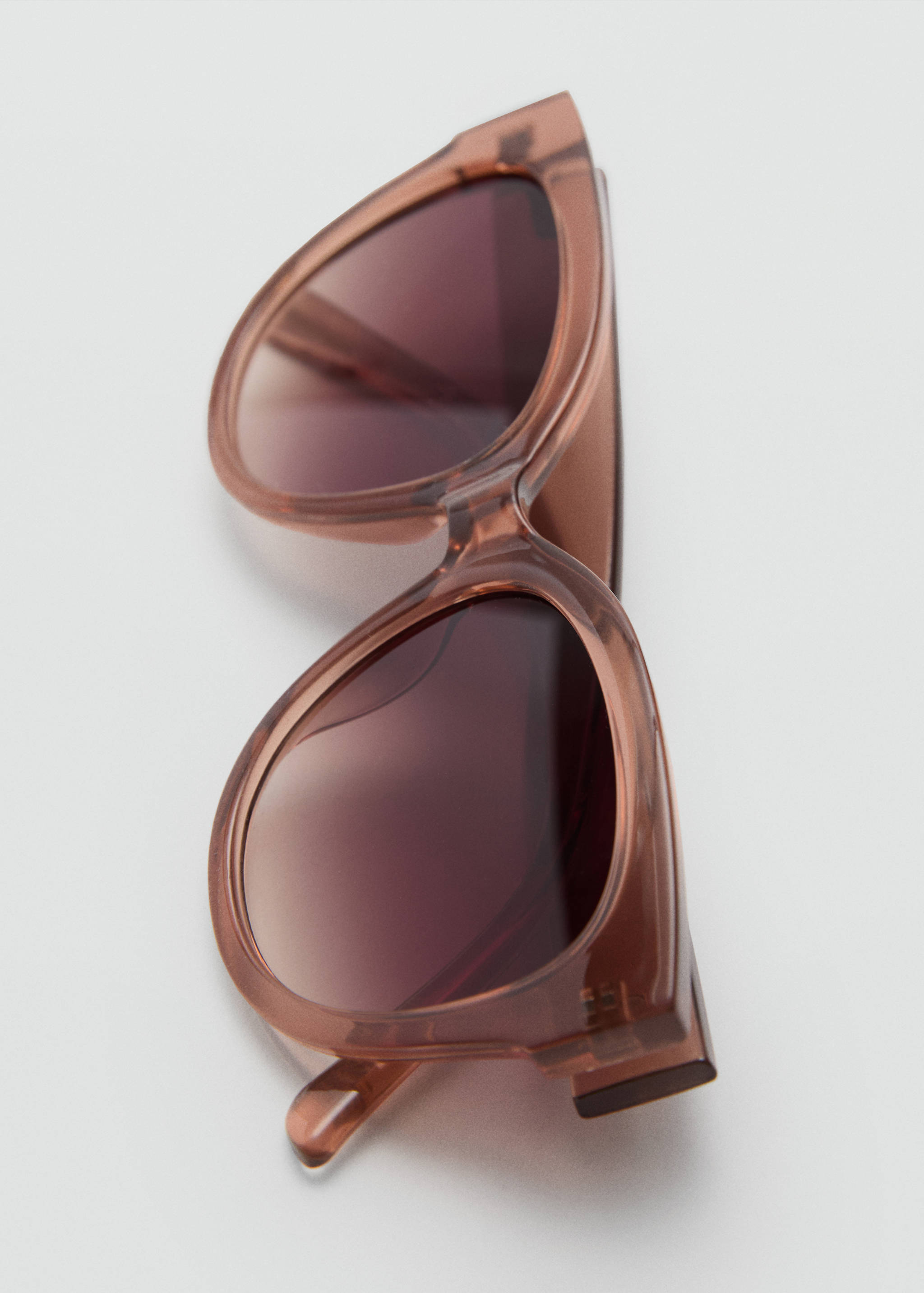 Resin frame sunglasses - Details of the article 2