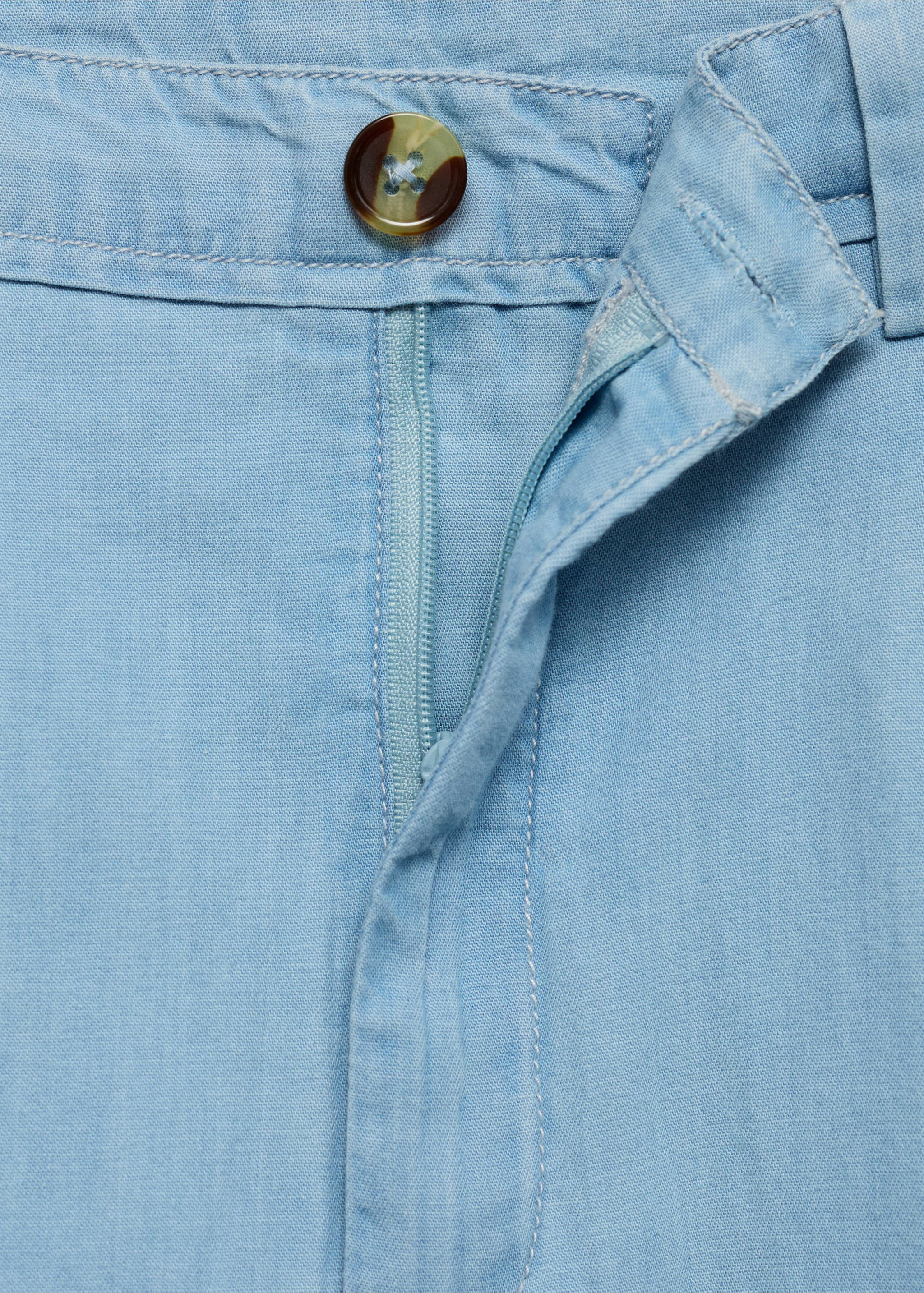 Straight mid-rise shorts - Details of the article 8, Light Blue. Ref: 77000257-00.