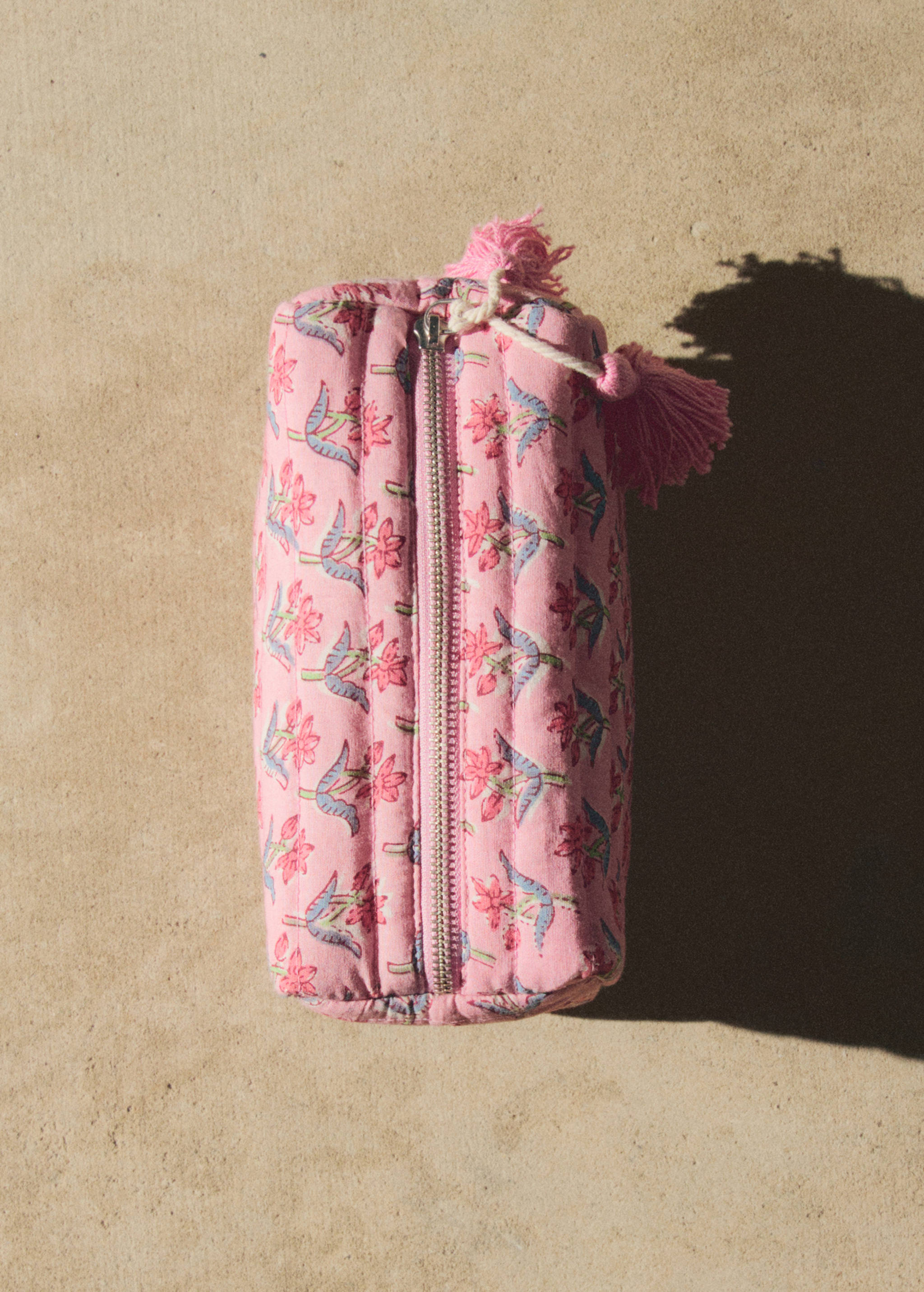 Quilted cosmetic bag - Details of the article 6