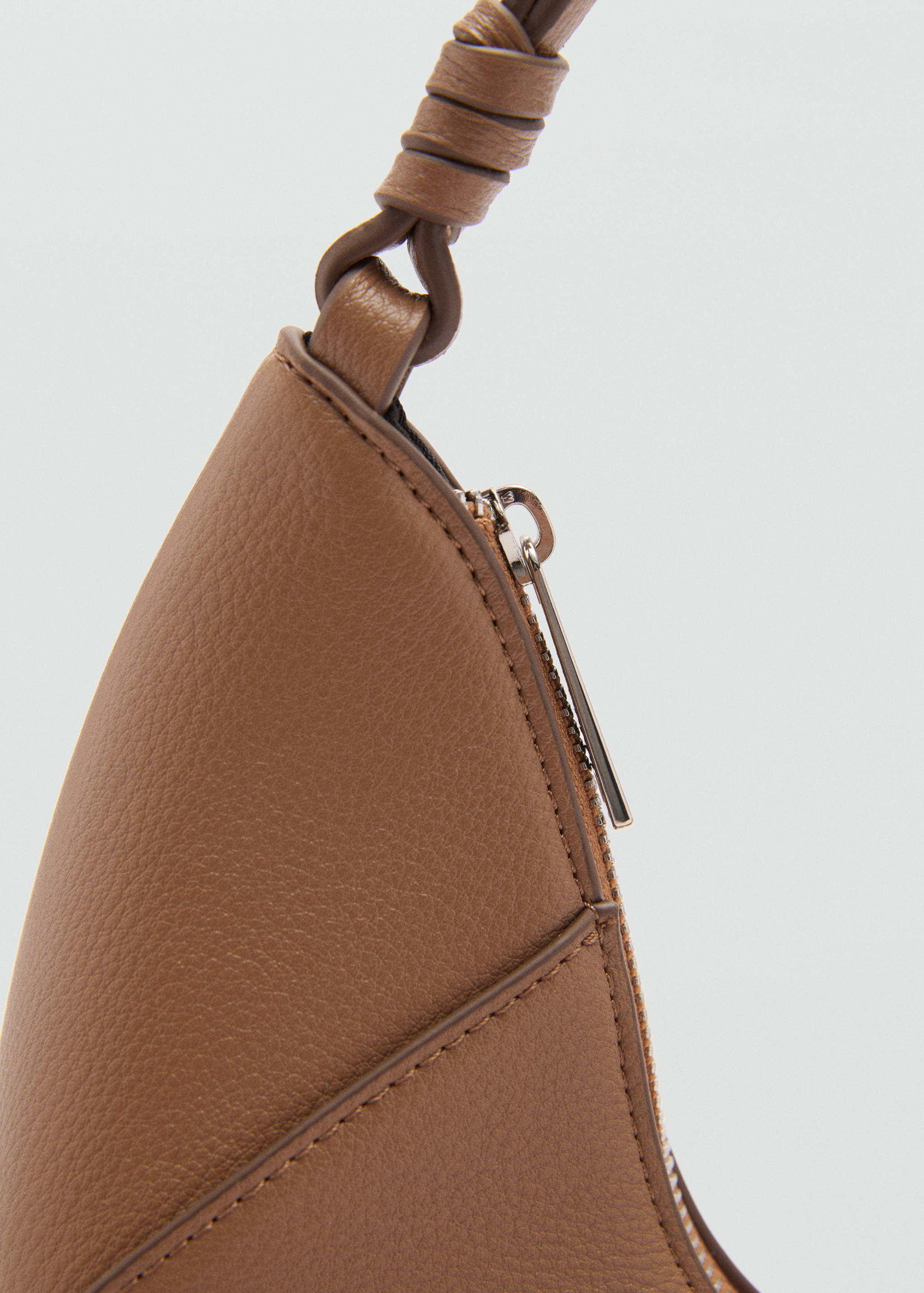 Faux-leather shoulder bag - Details of the article 2
