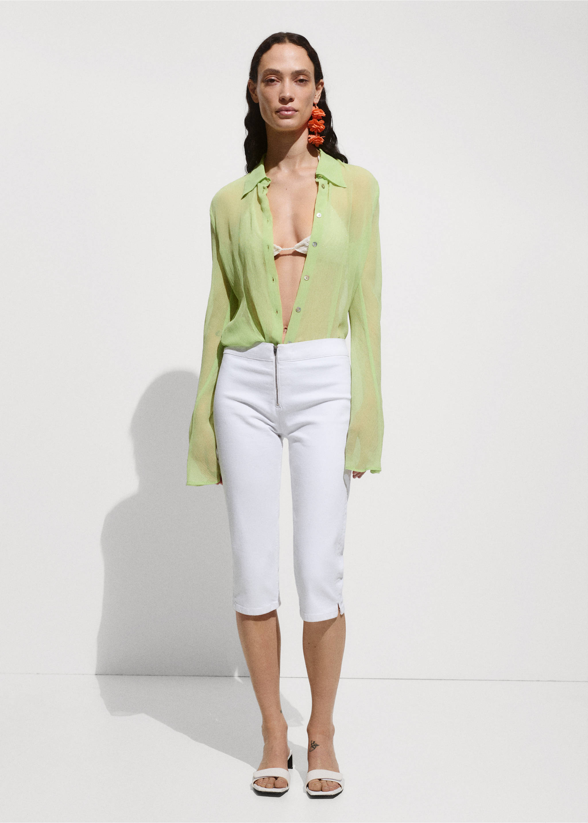 Slim-fit capri jeans with zip - General plane, White. Ref: 77000380-00.